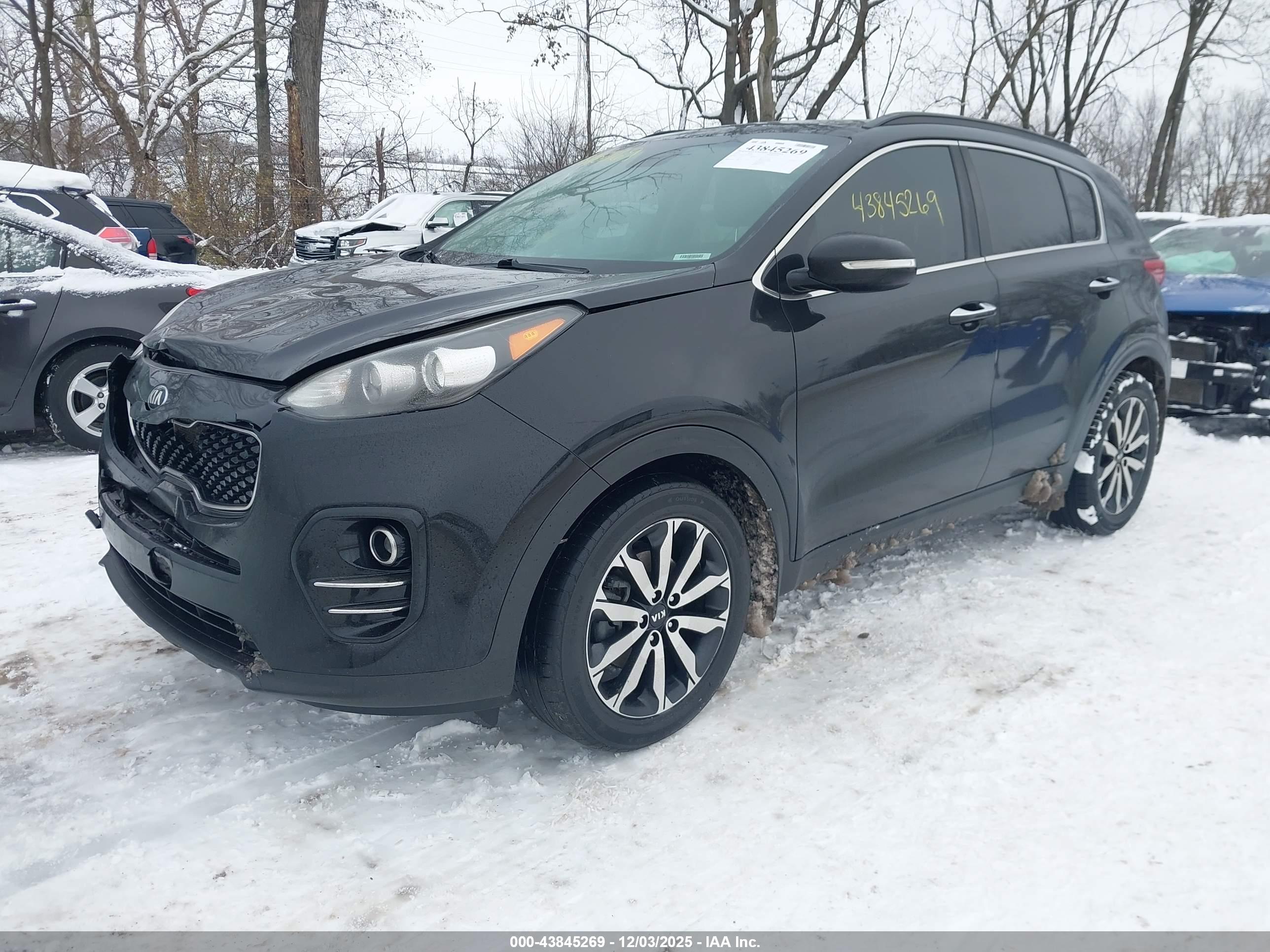 KIA SPORTAGE image 2