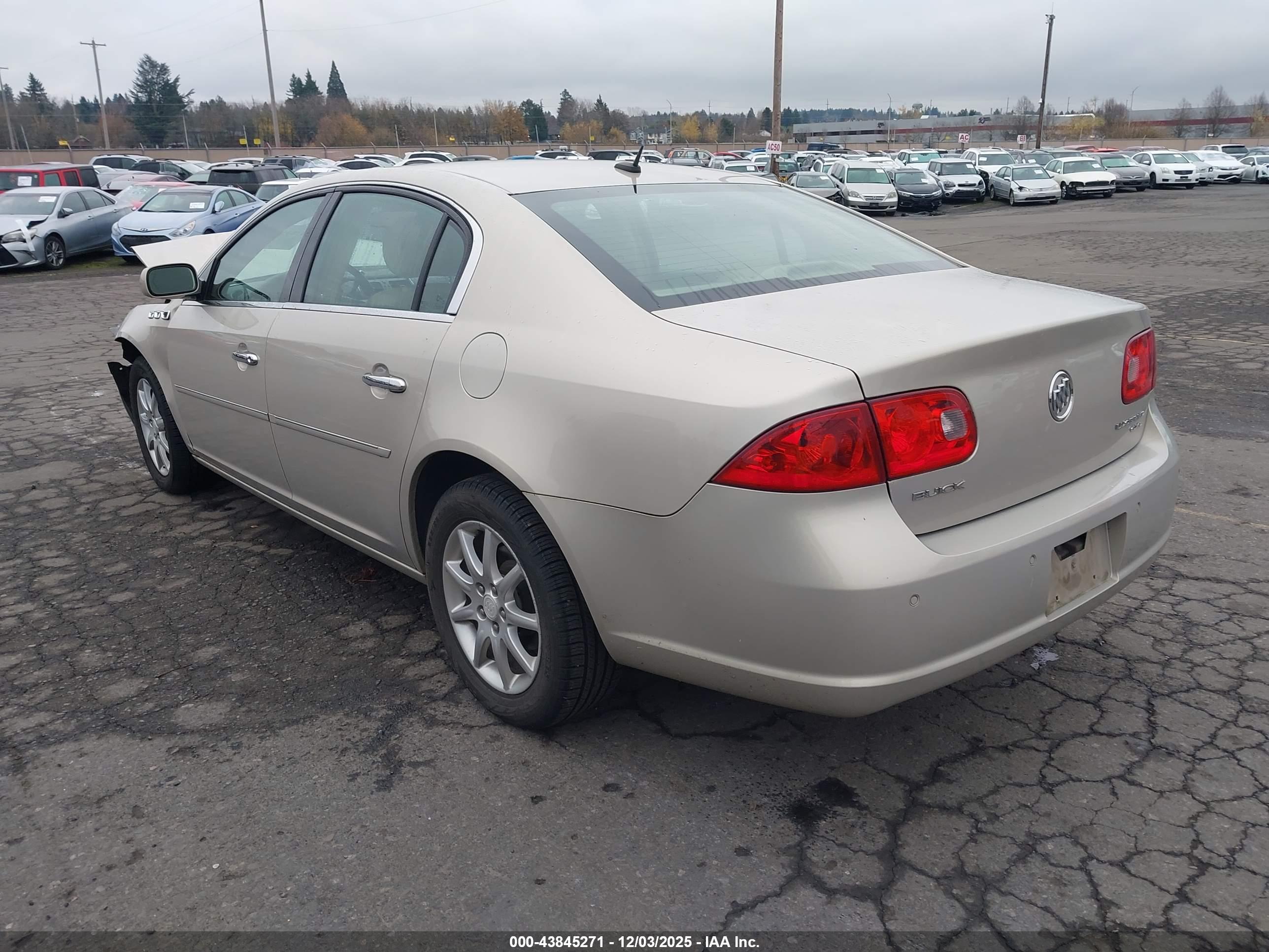 BUICK LUCERNE image 3