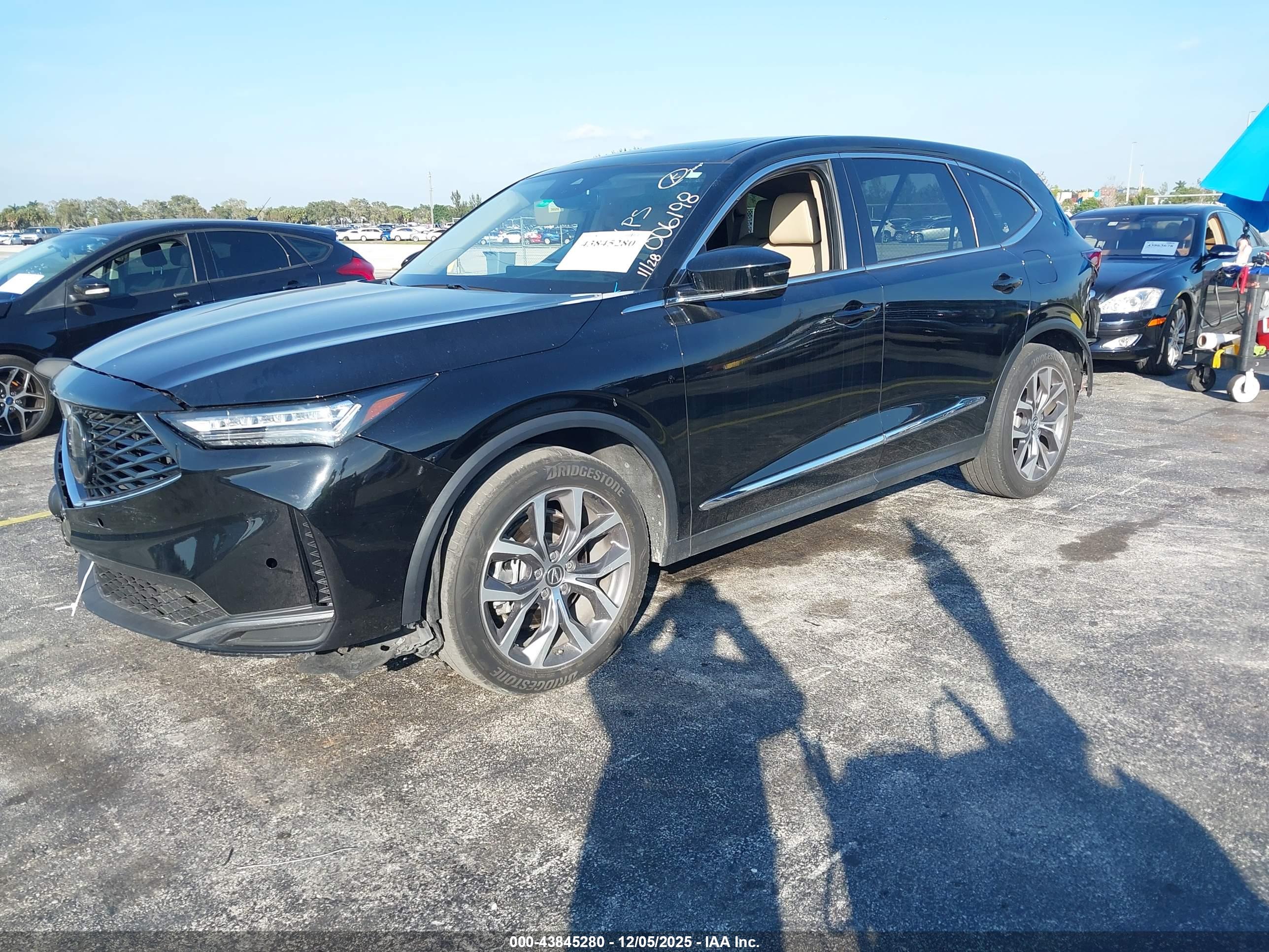ACURA MDX image 2