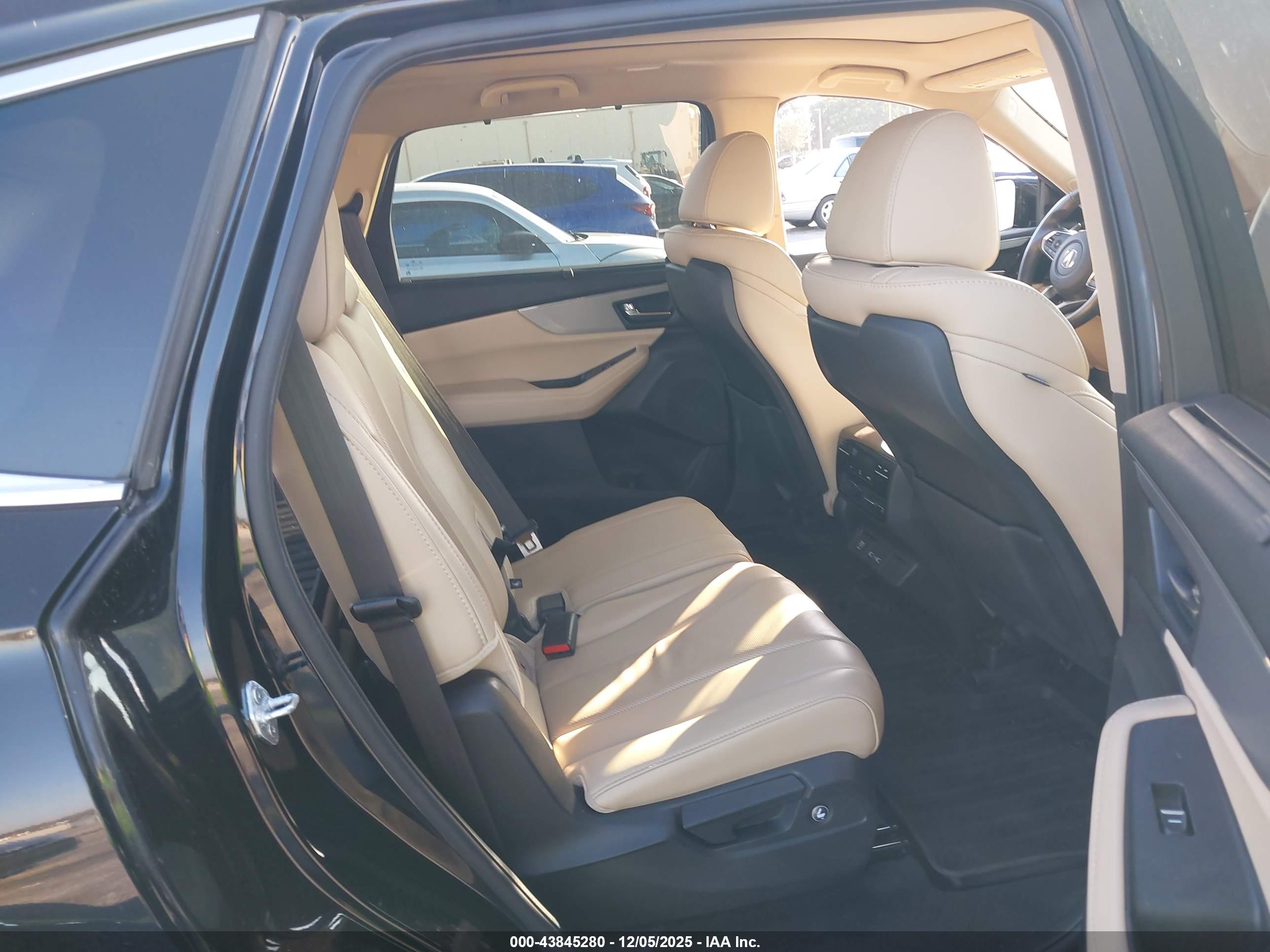 ACURA MDX image 8