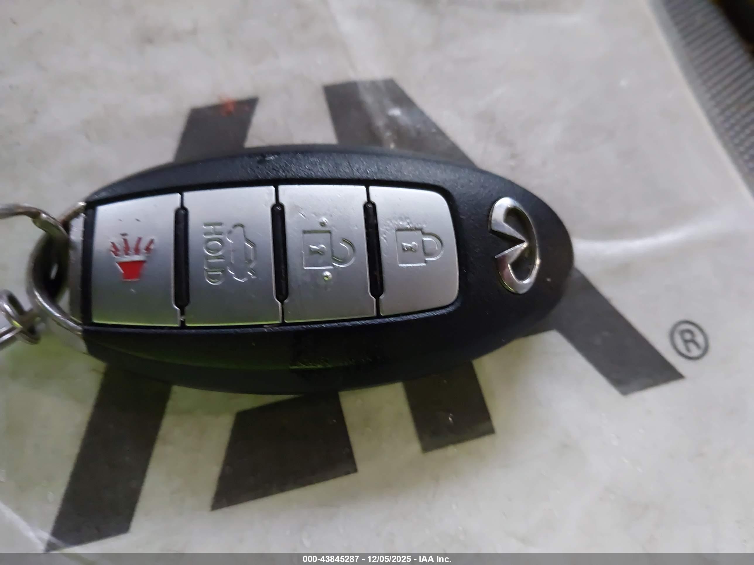 INFINITI Q50 image 11