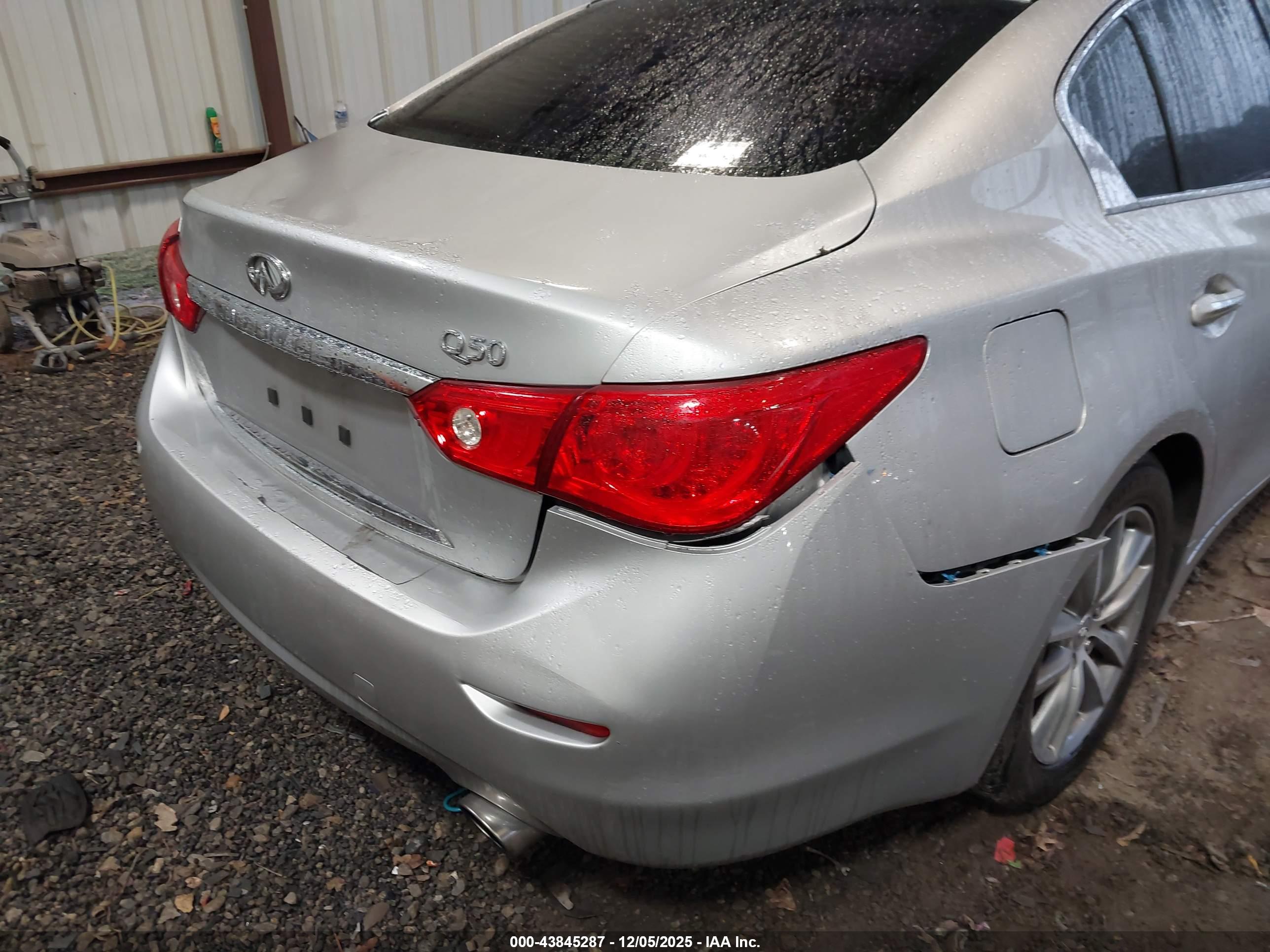 INFINITI Q50 image 6