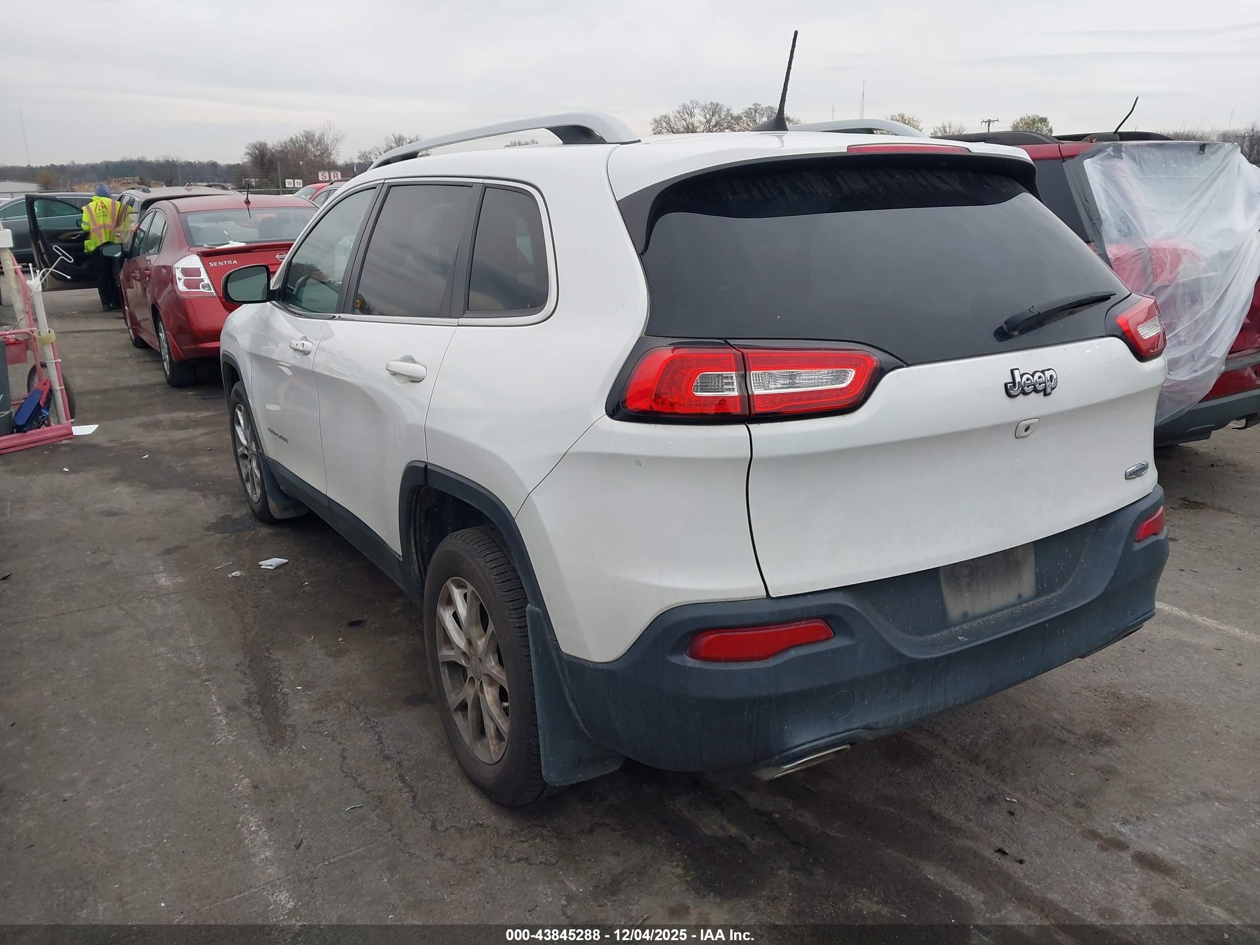 JEEP CHEROKEE image 3