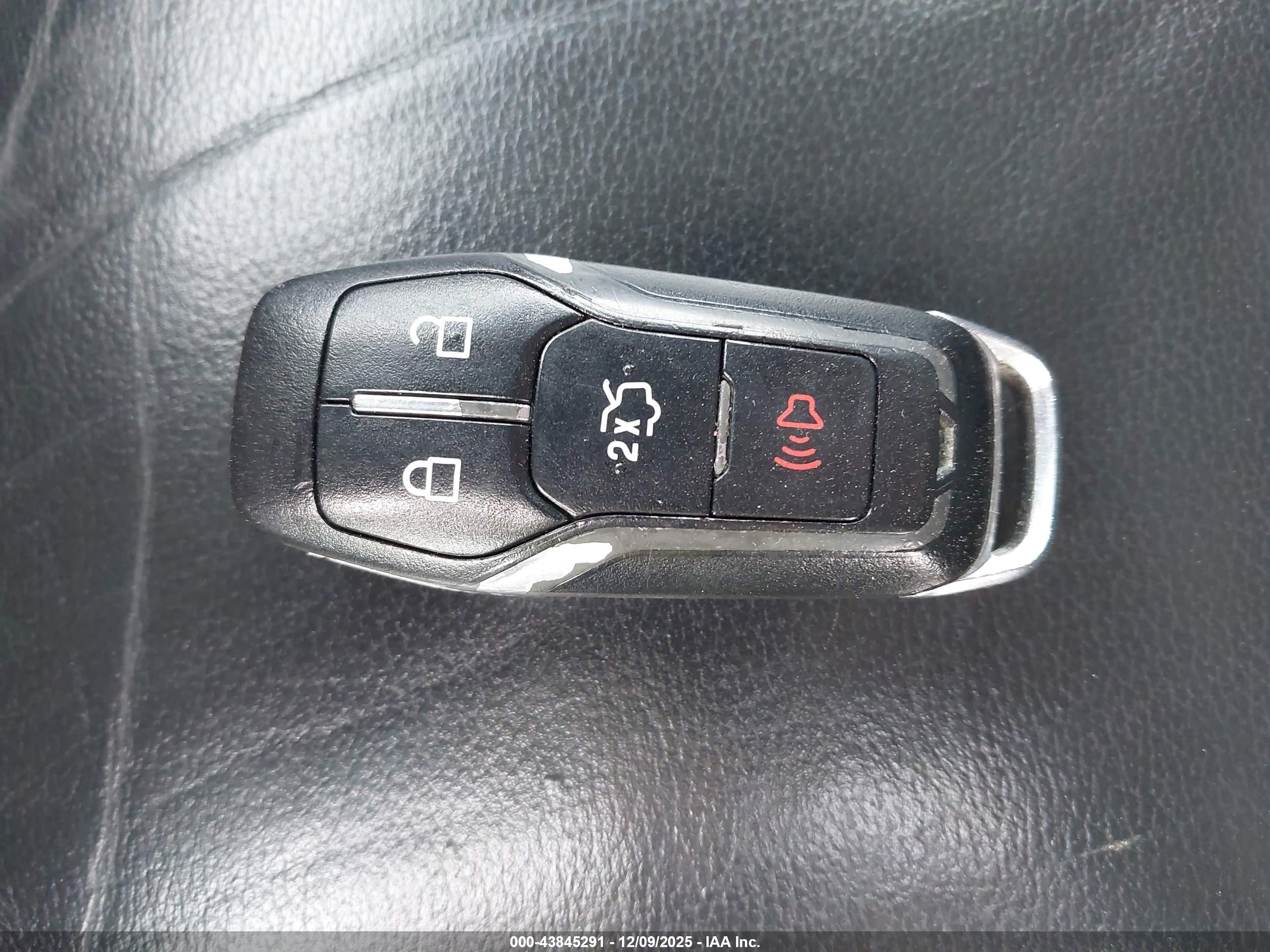 FORD EDGE image 11