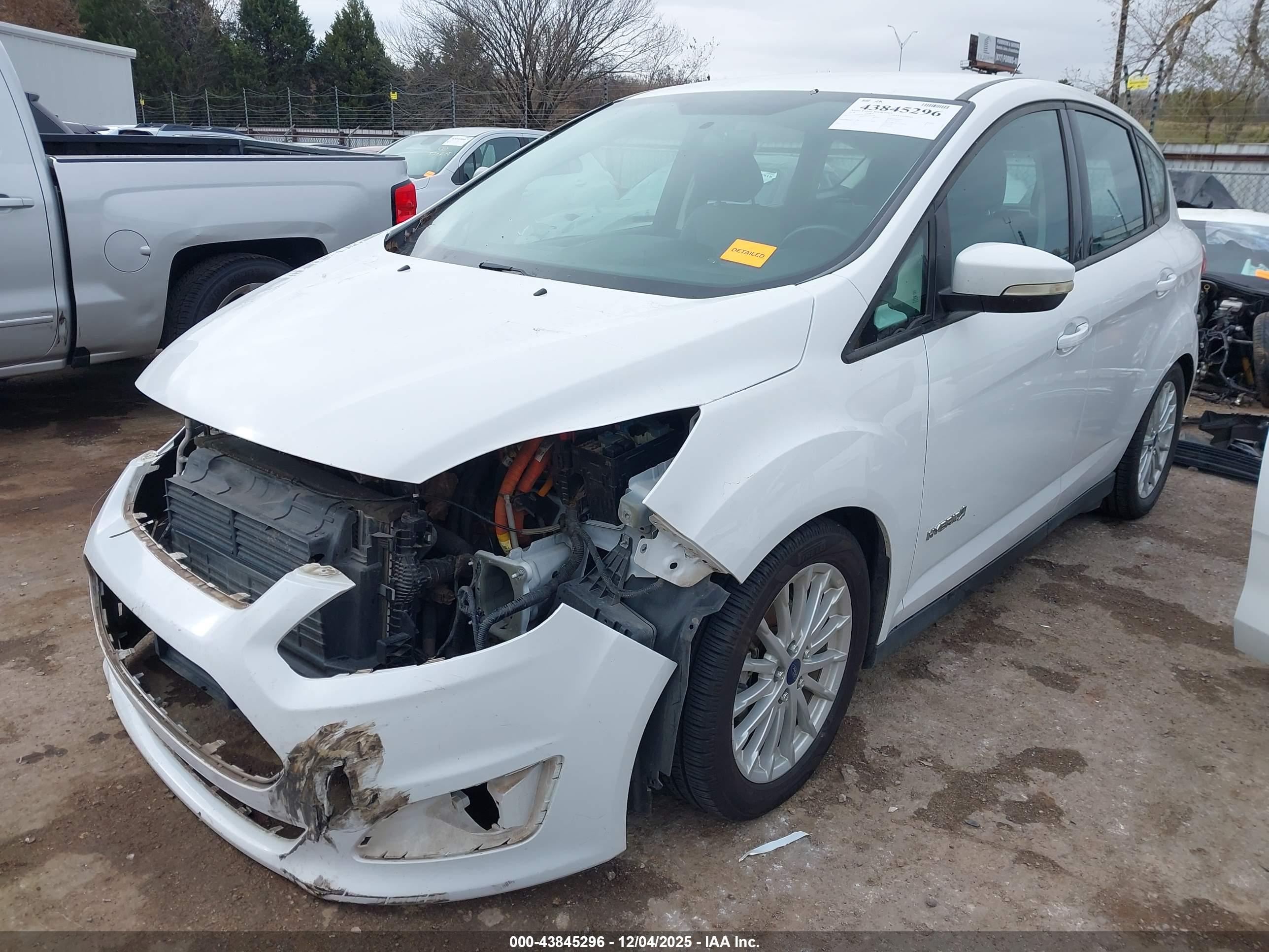FORD C-MAX image 2