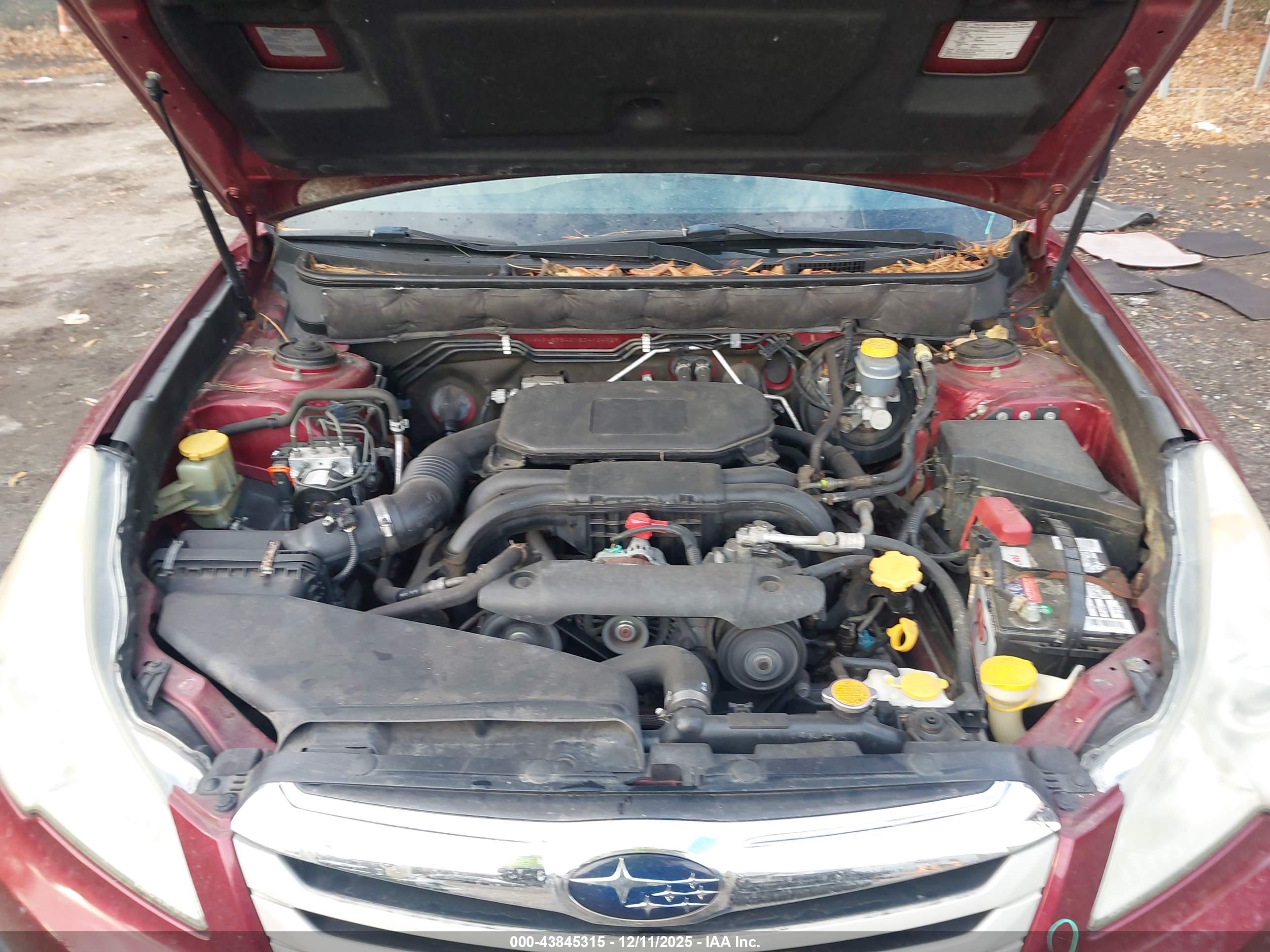 SUBARU OUTBACK image 10