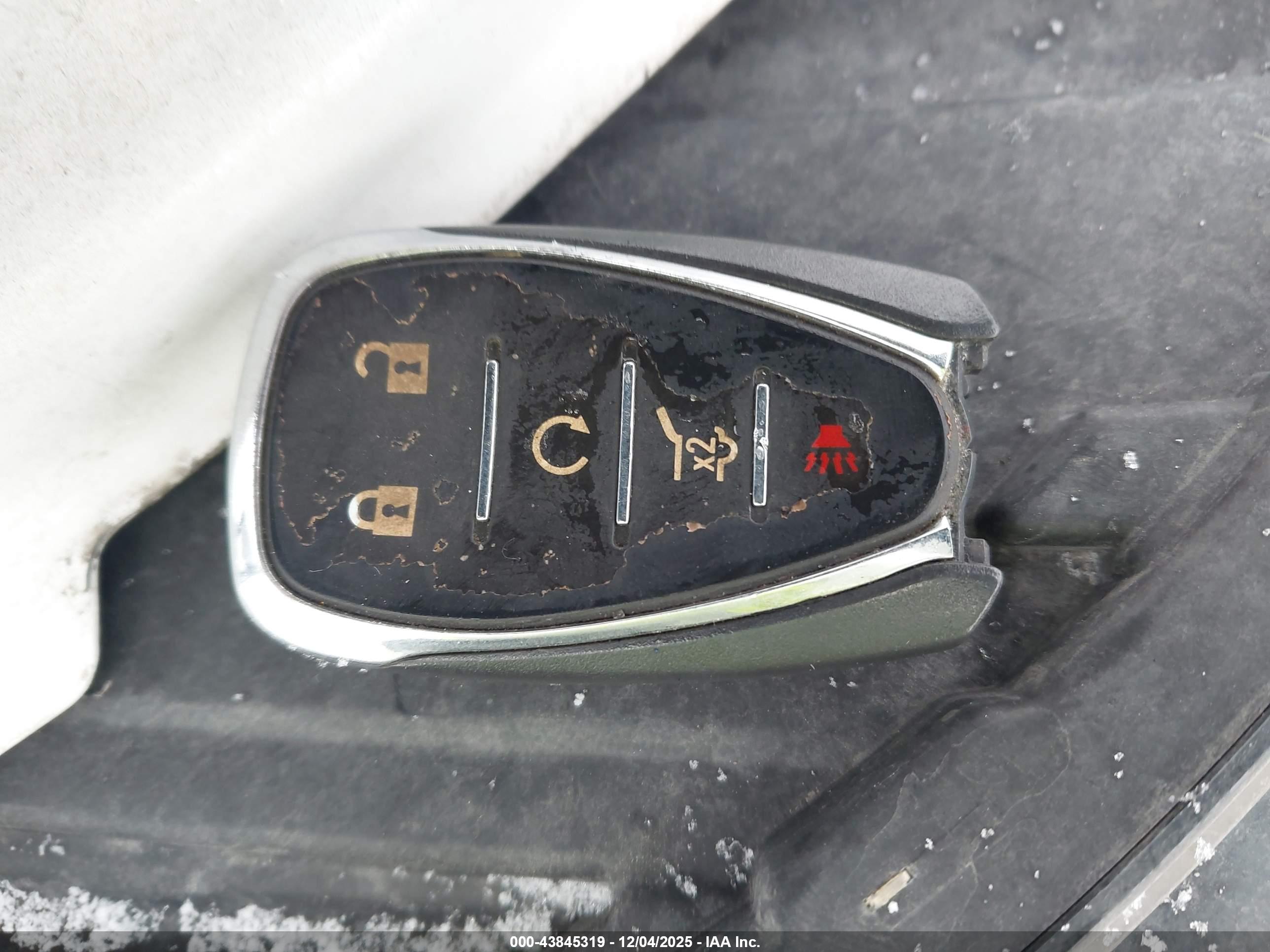 CHEVROLET EQUINOX image 11