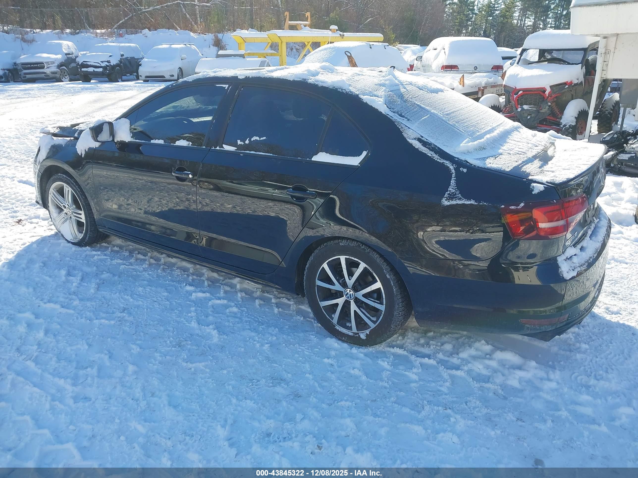 VOLKSWAGEN JETTA image 3