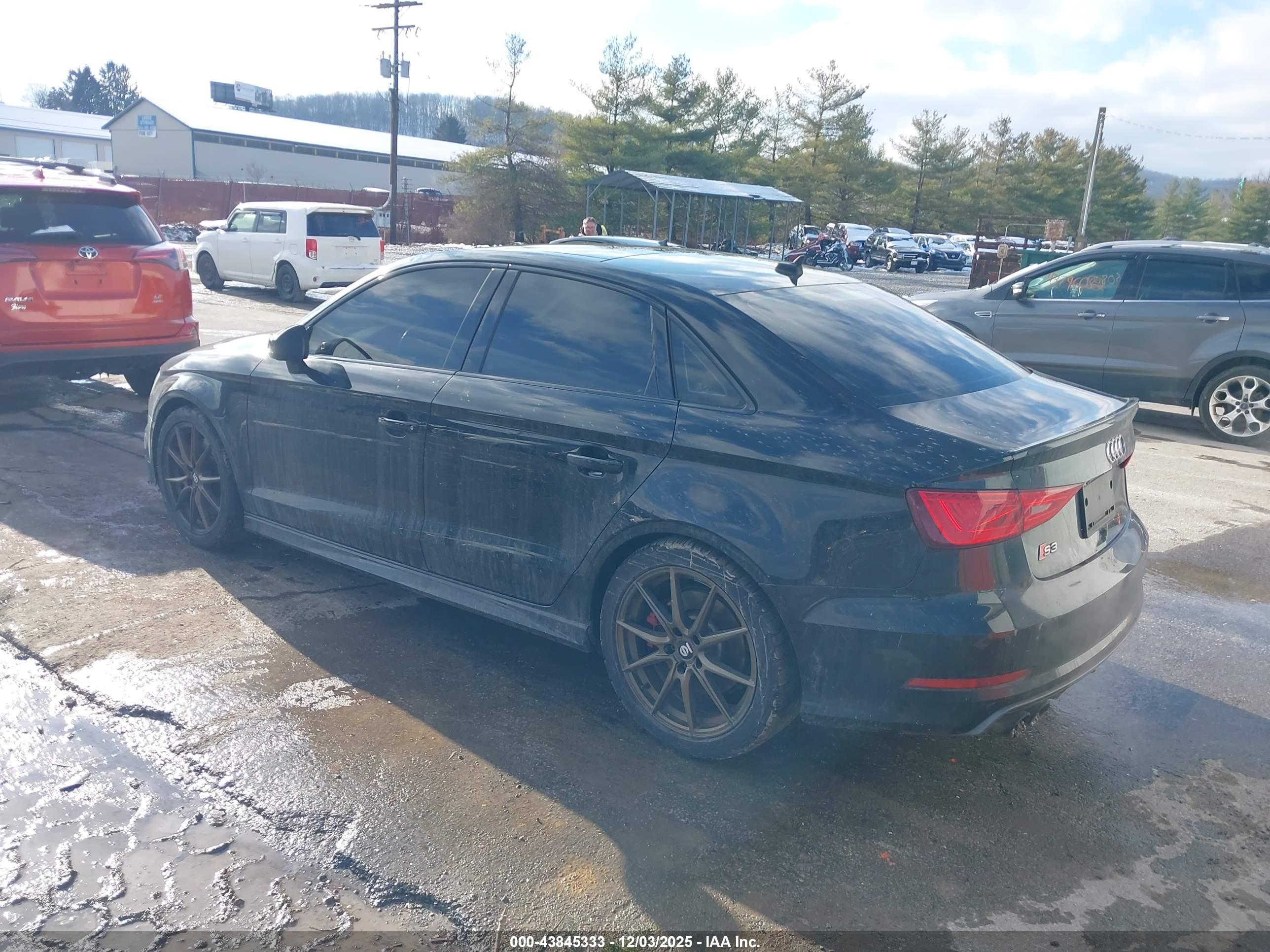 AUDI S3 image 3