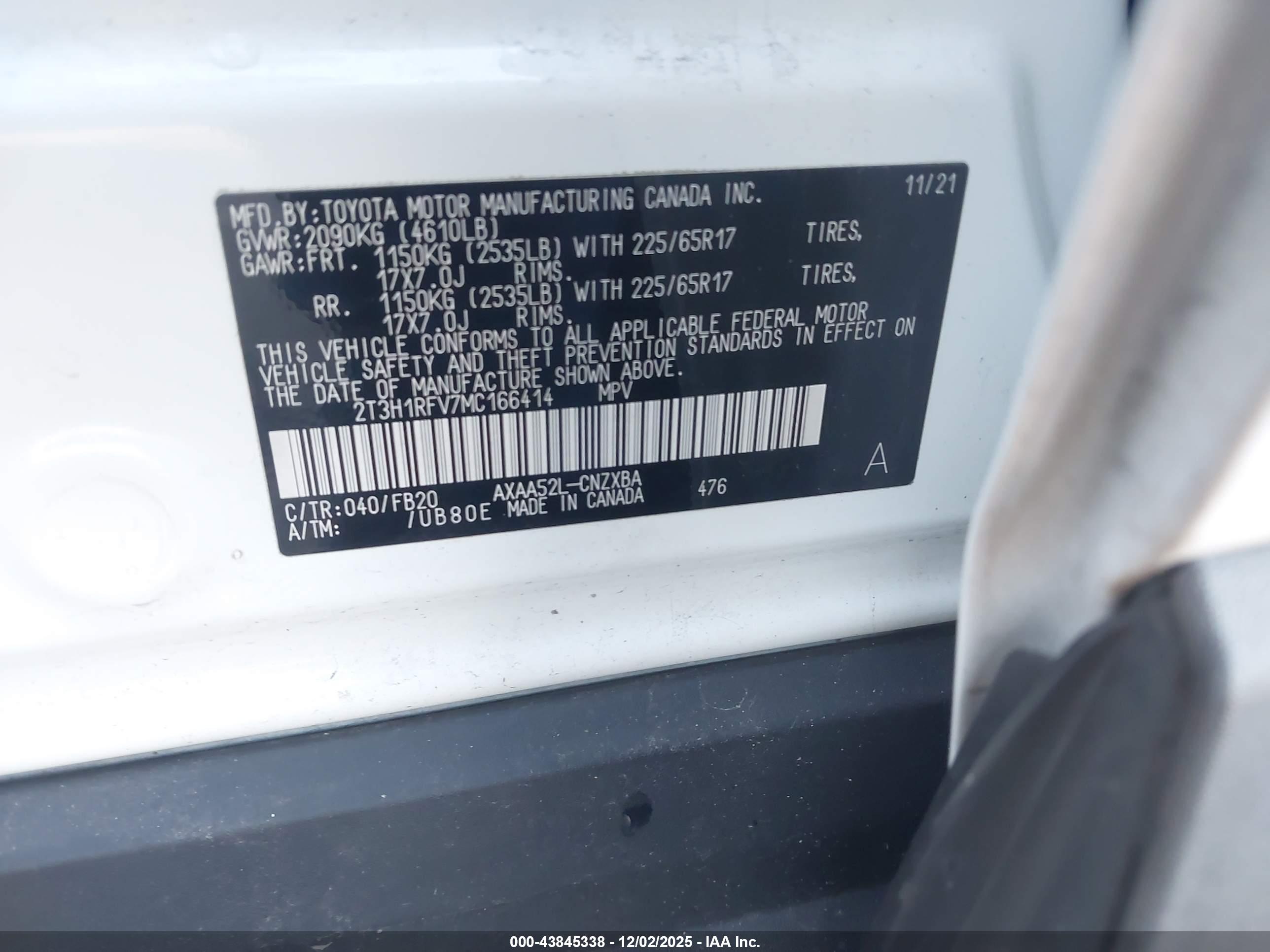 TOYOTA RAV4 image 9