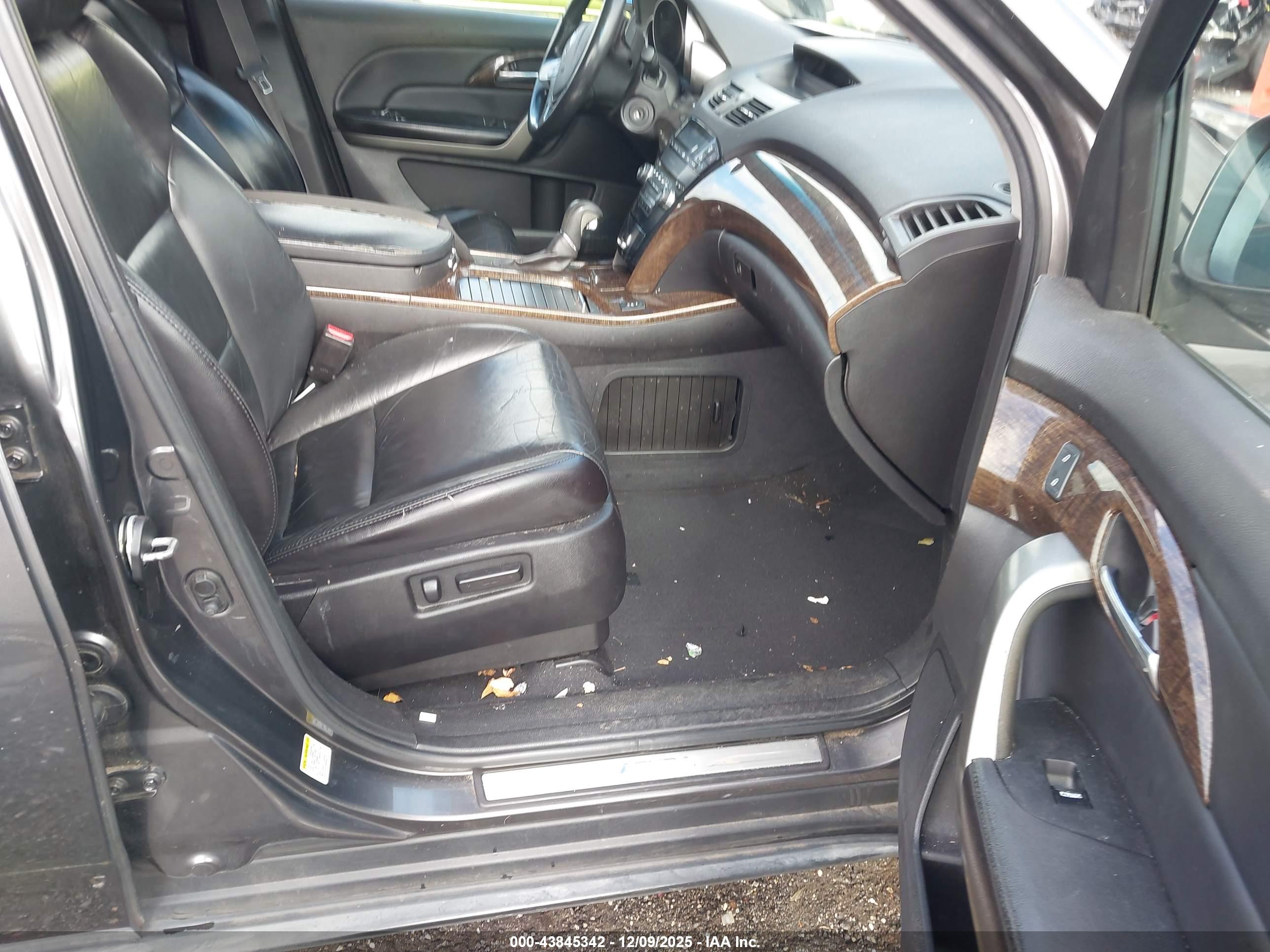 ACURA MDX image 5