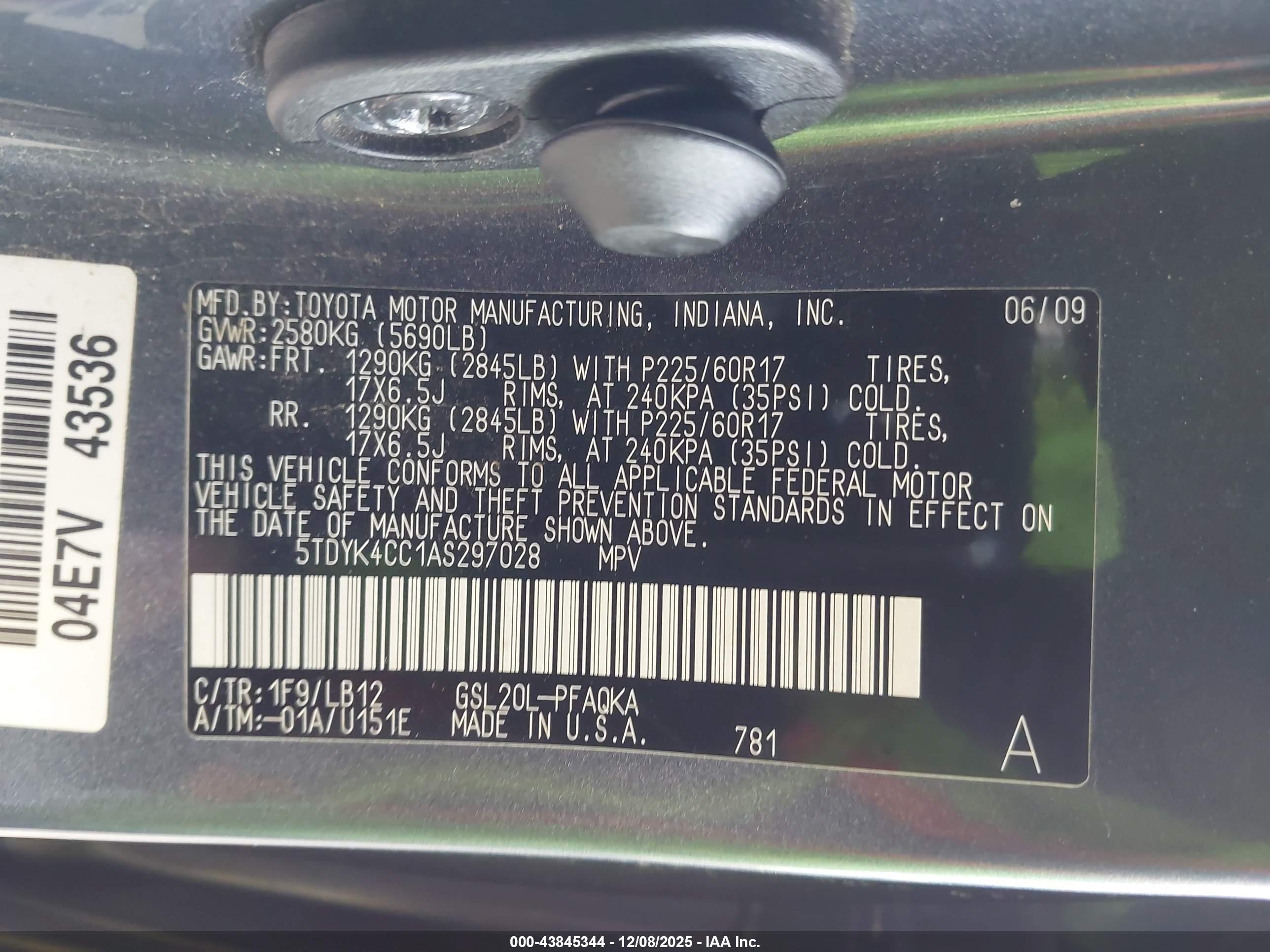 TOYOTA SIENNA image 9