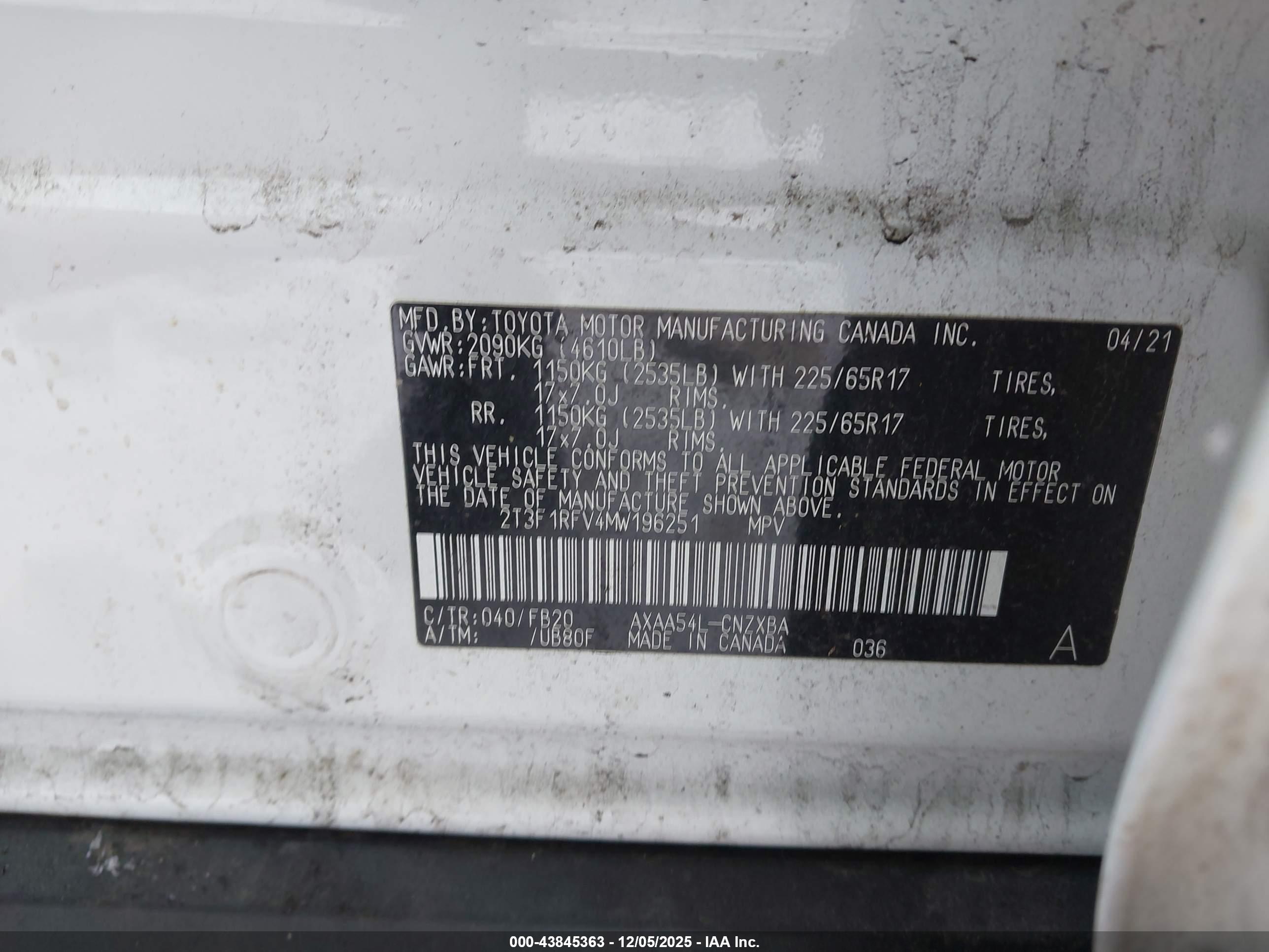TOYOTA RAV4 image 9