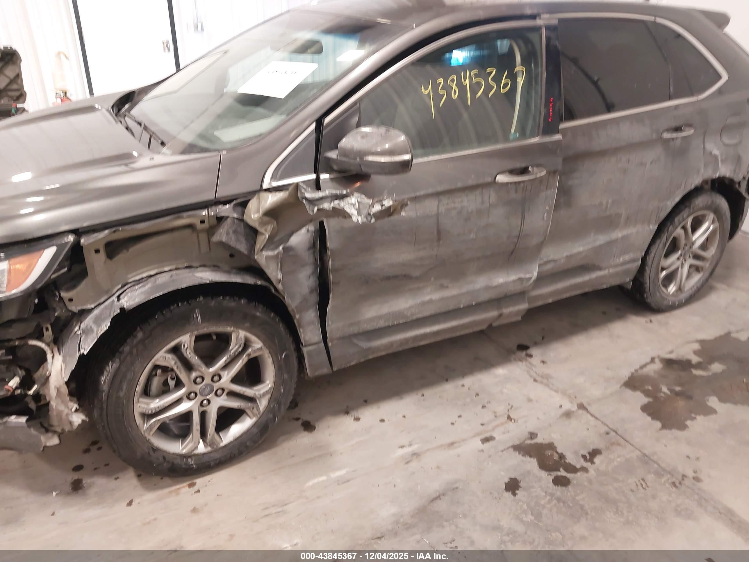FORD EDGE image 6