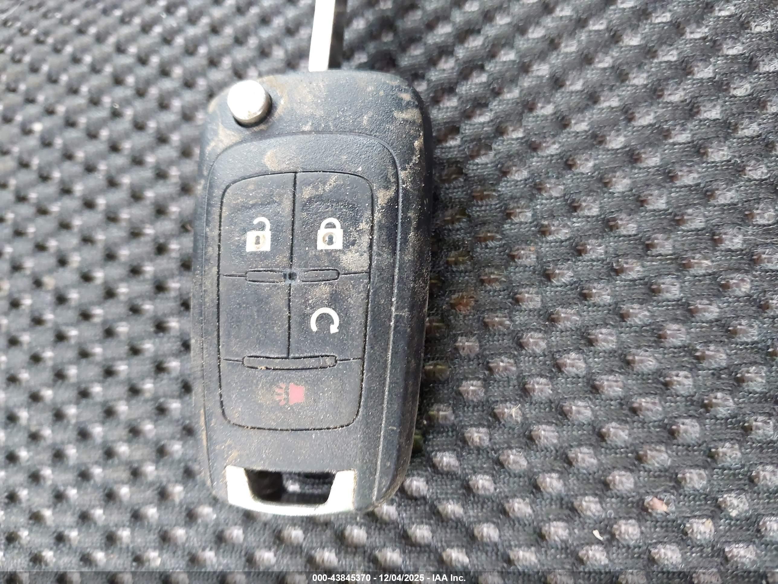 CHEVROLET EQUINOX image 11