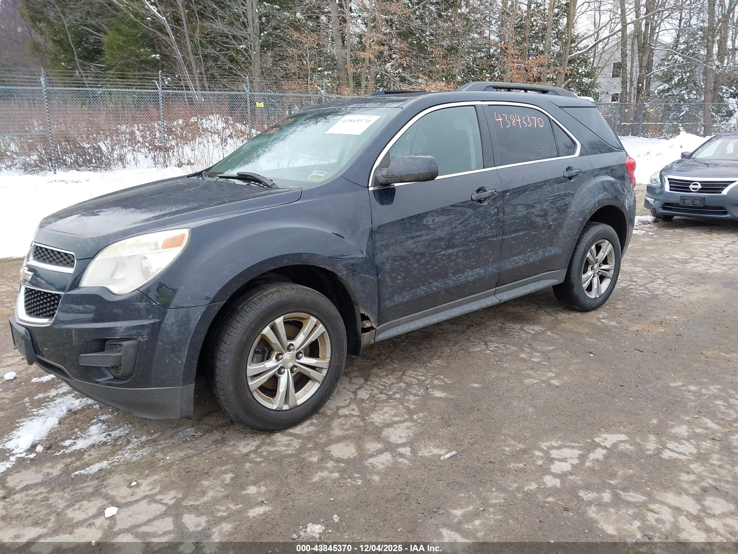 CHEVROLET EQUINOX image 2