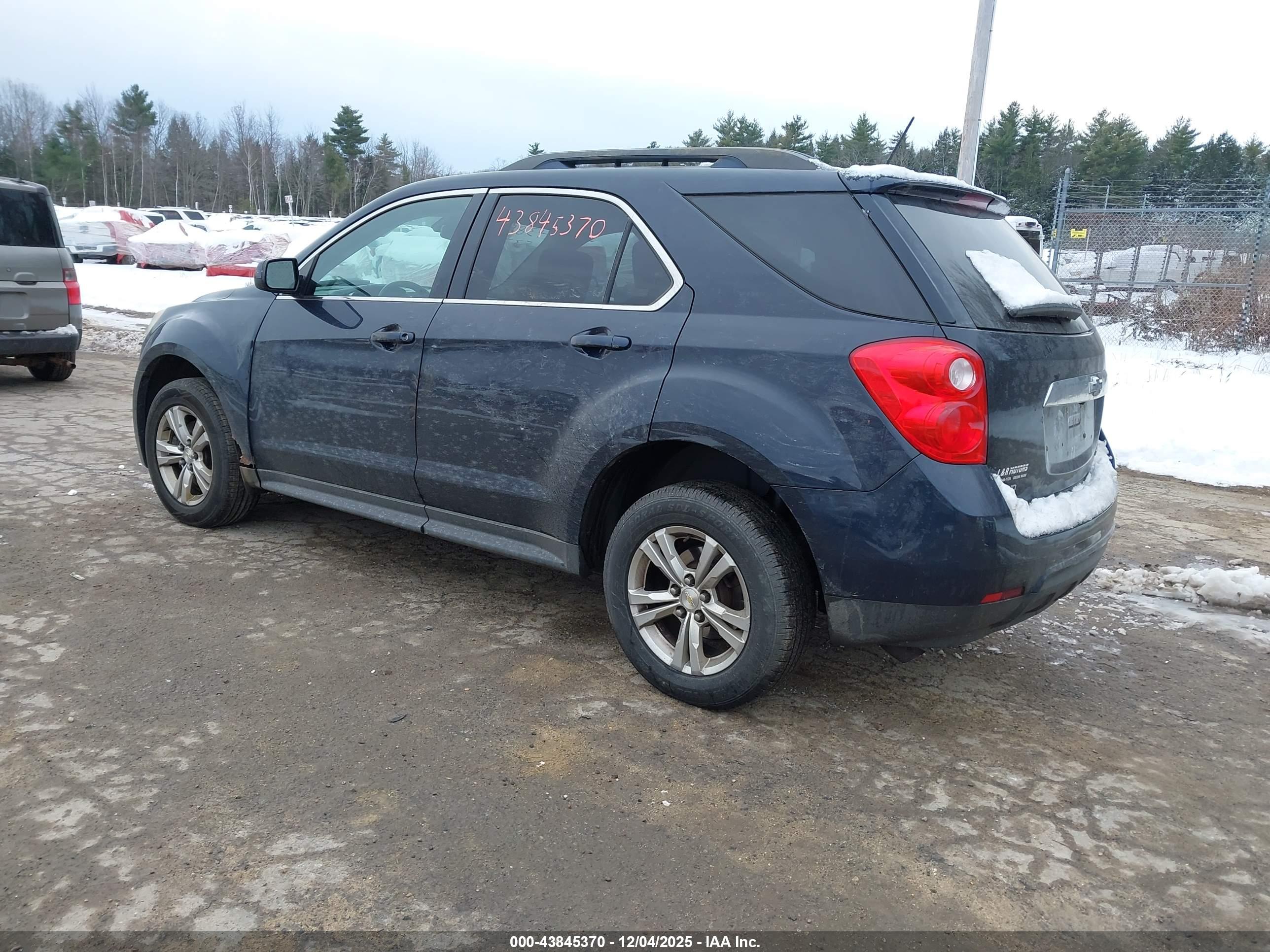 CHEVROLET EQUINOX image 3