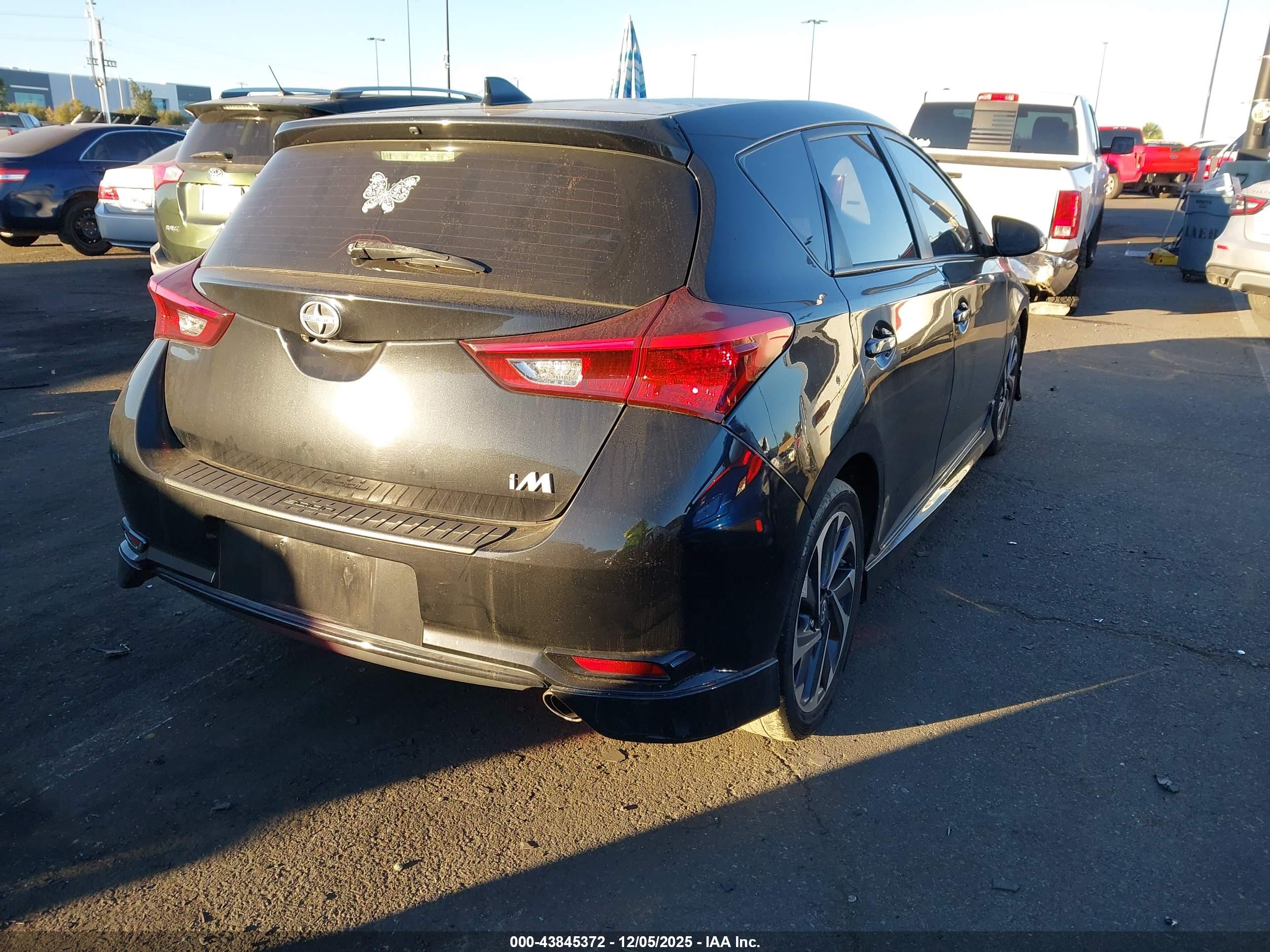 SCION IM image 4