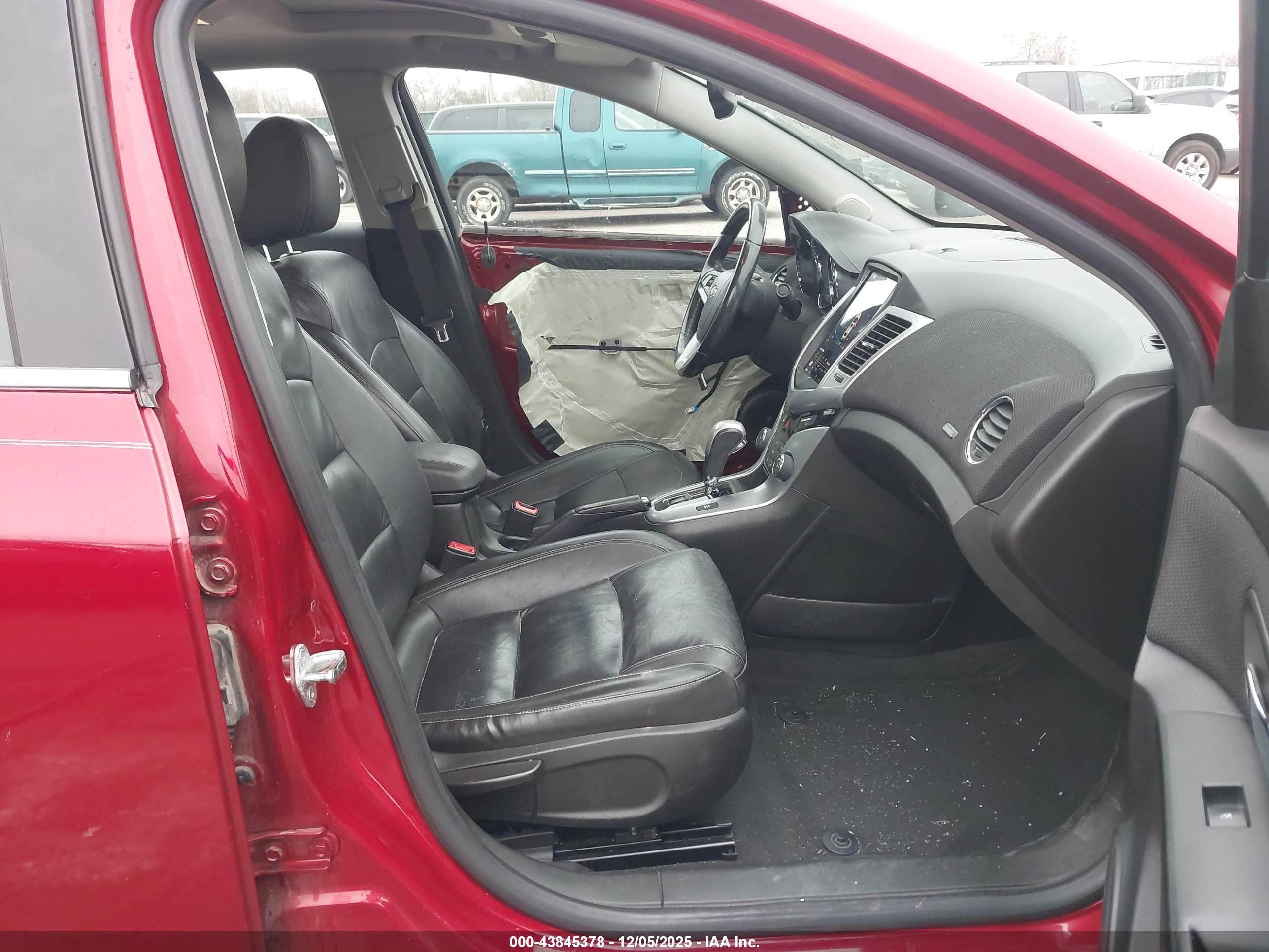 CHEVROLET CRUZE image 5