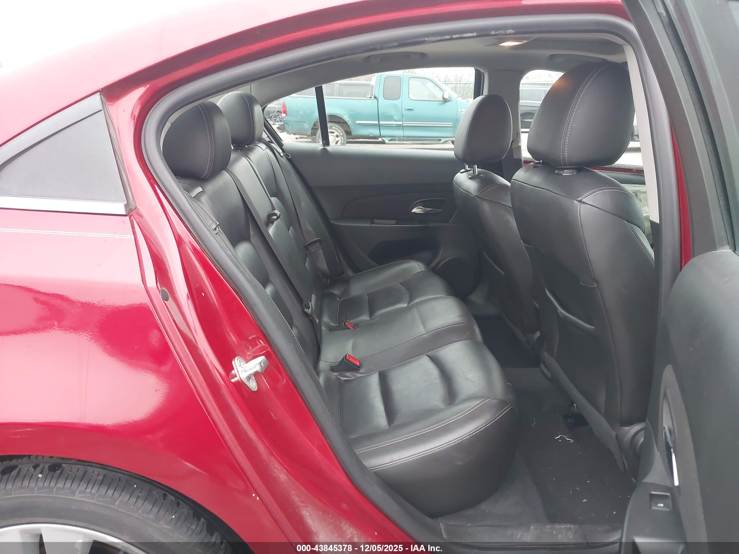 CHEVROLET CRUZE image 8