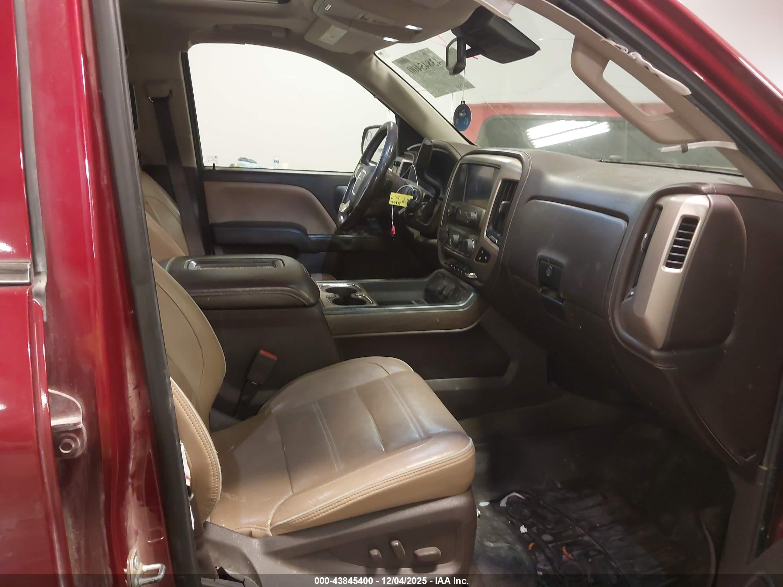 GMC SIERRA image 5