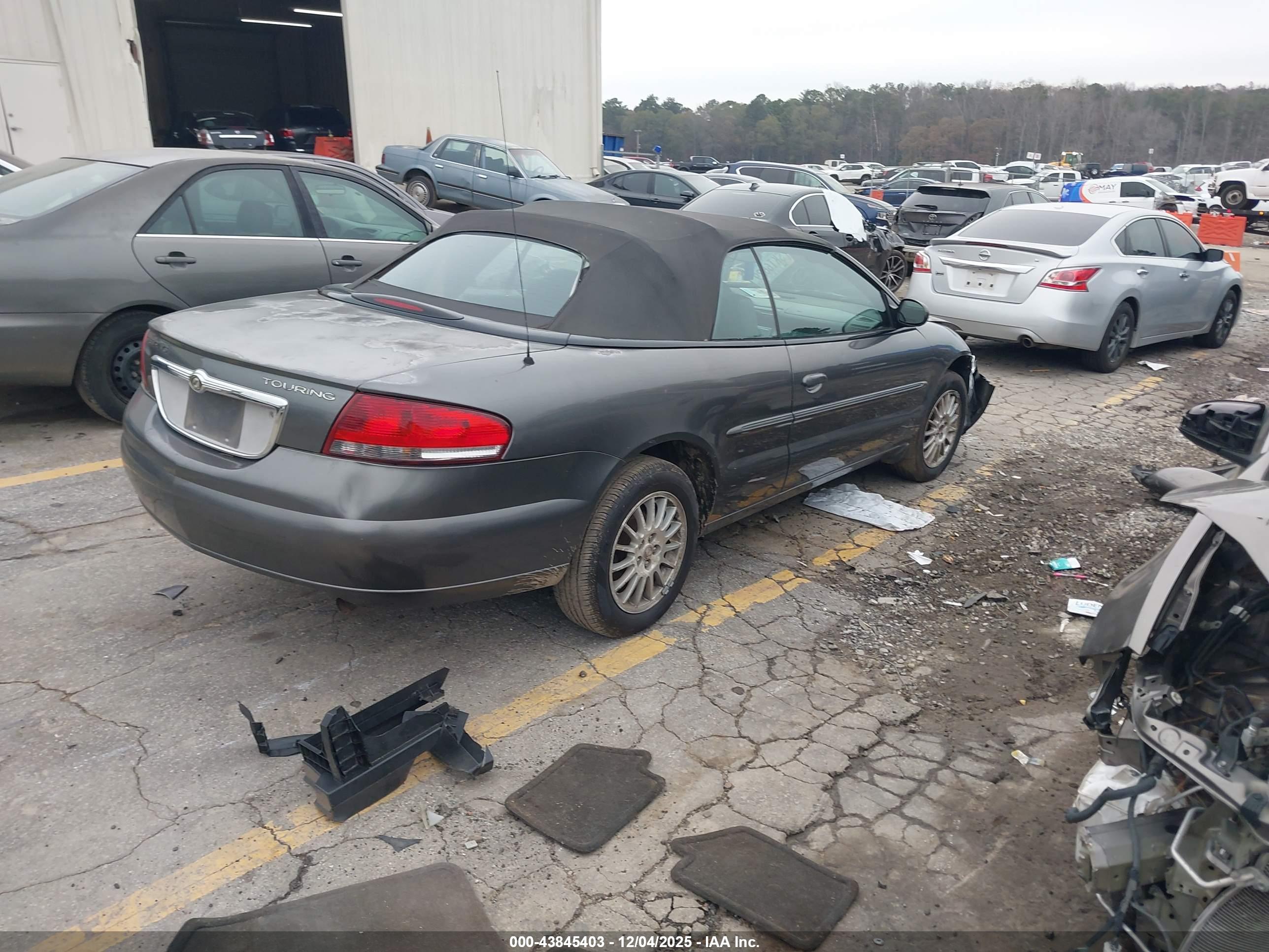 CHRYSLER SEBRING image 4