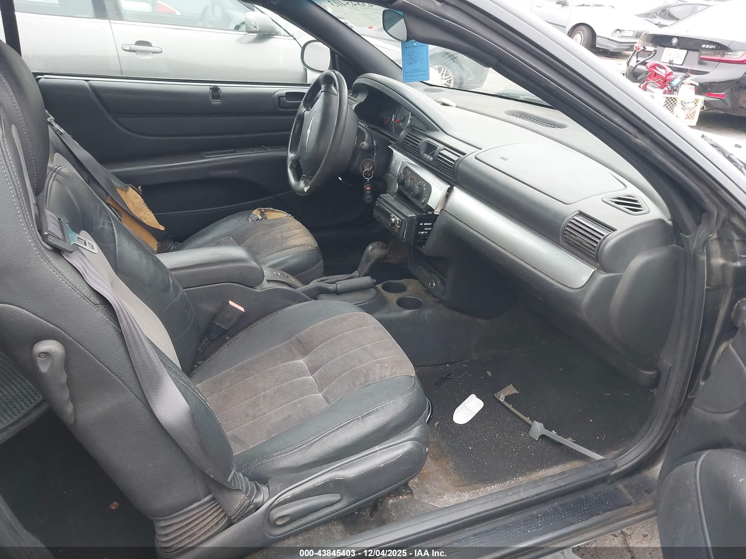 CHRYSLER SEBRING image 5