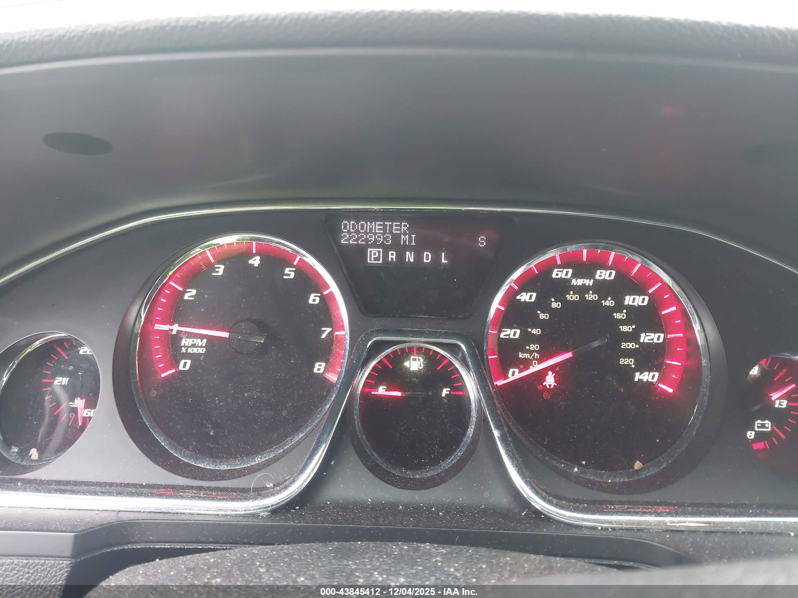GMC ACADIA image 7