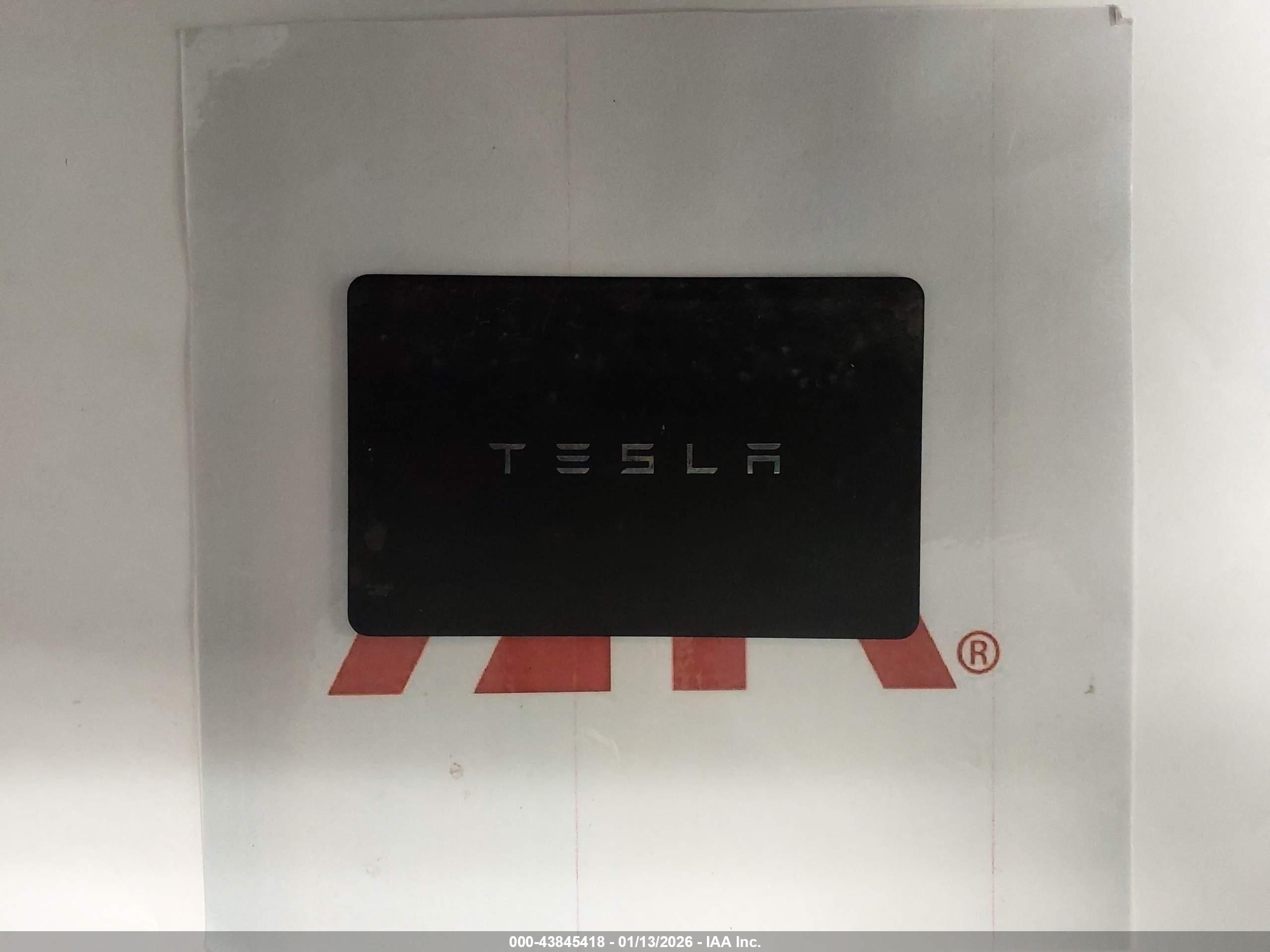 TESLA MODEL image 11