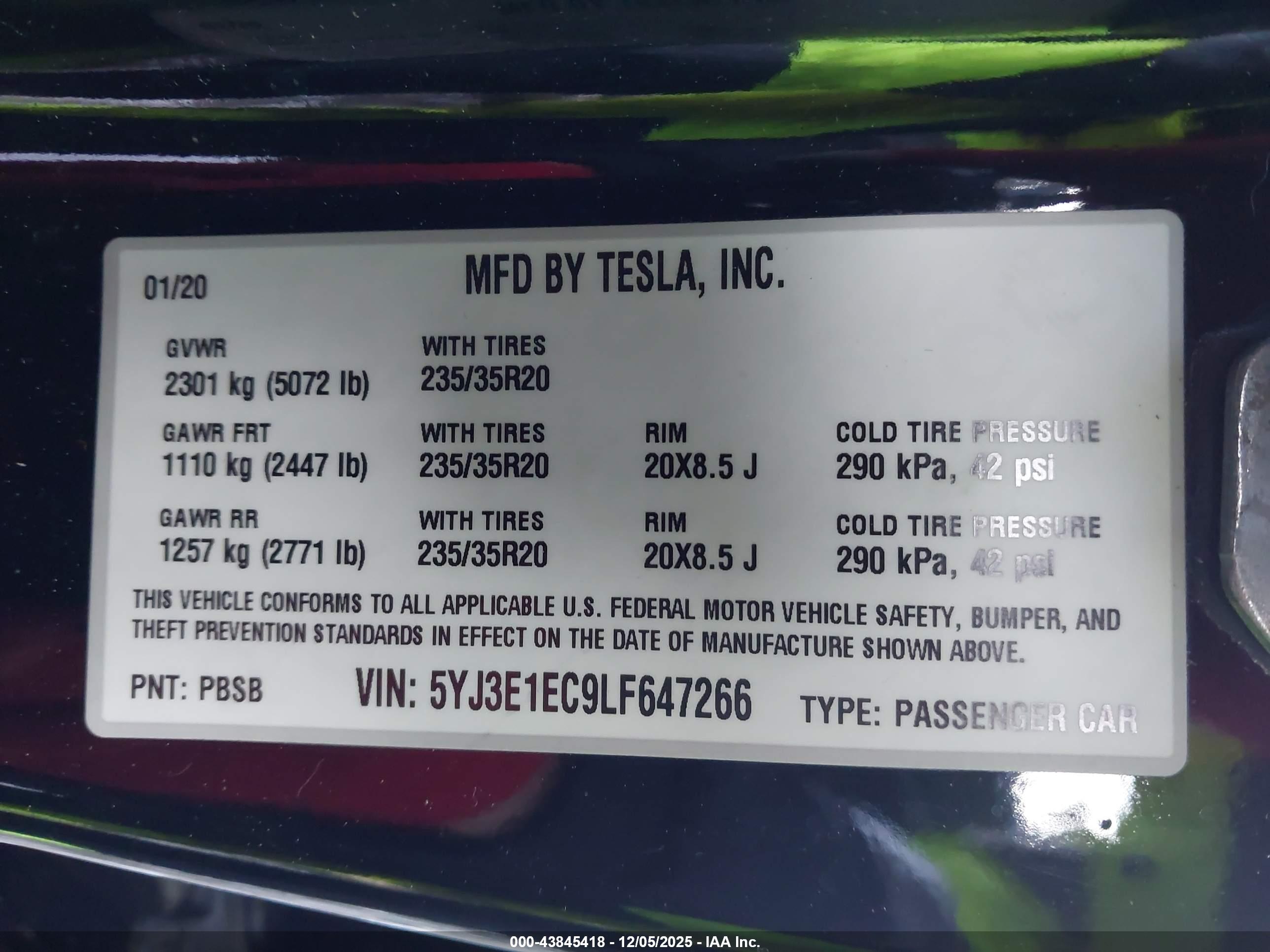TESLA MODEL image 9