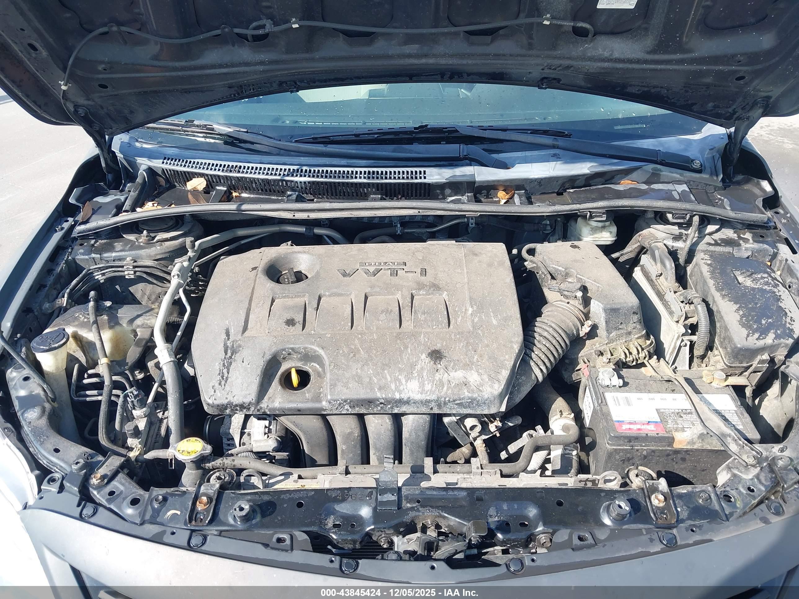 TOYOTA COROLLA image 10