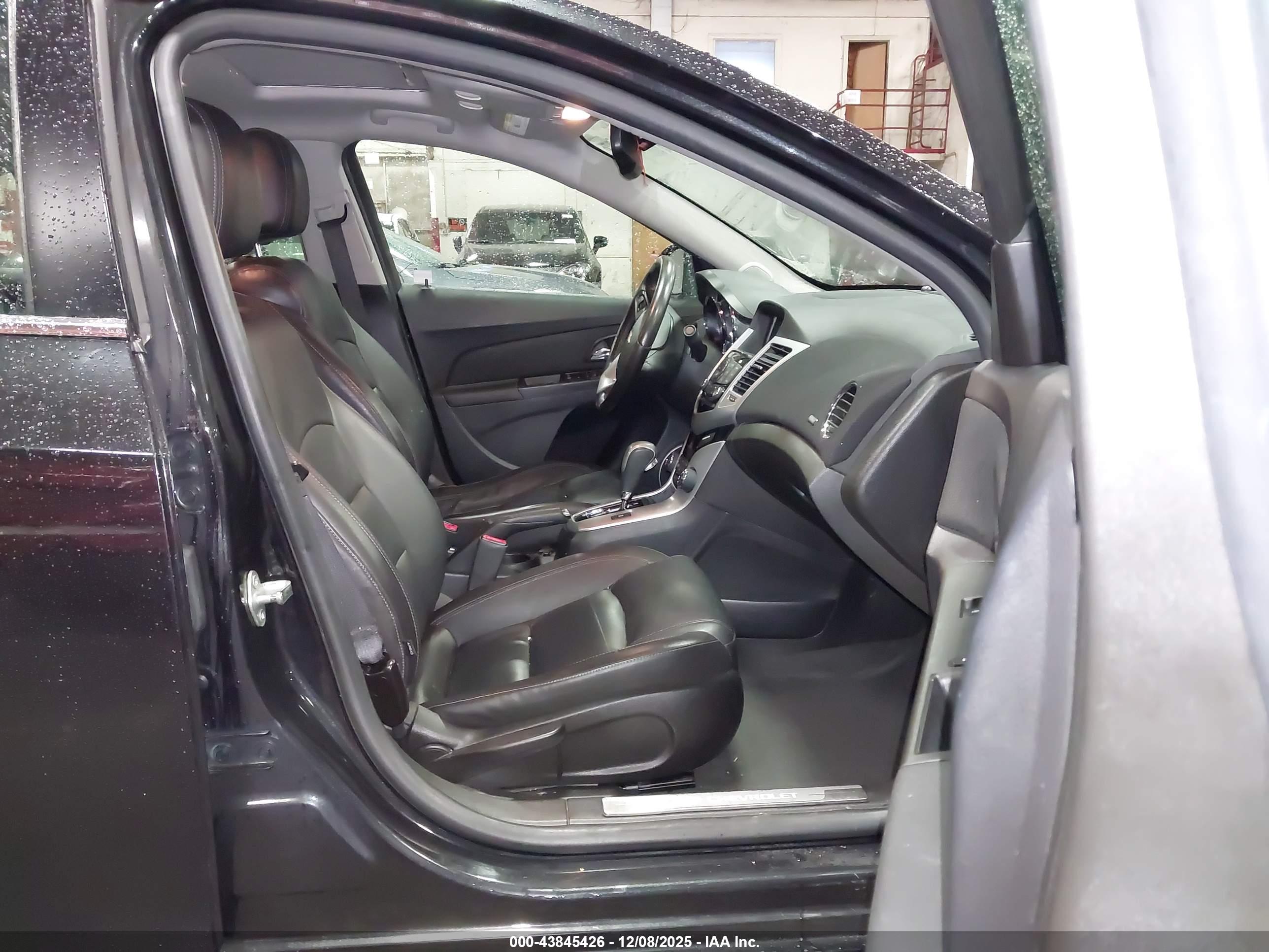 CHEVROLET CRUZE image 5