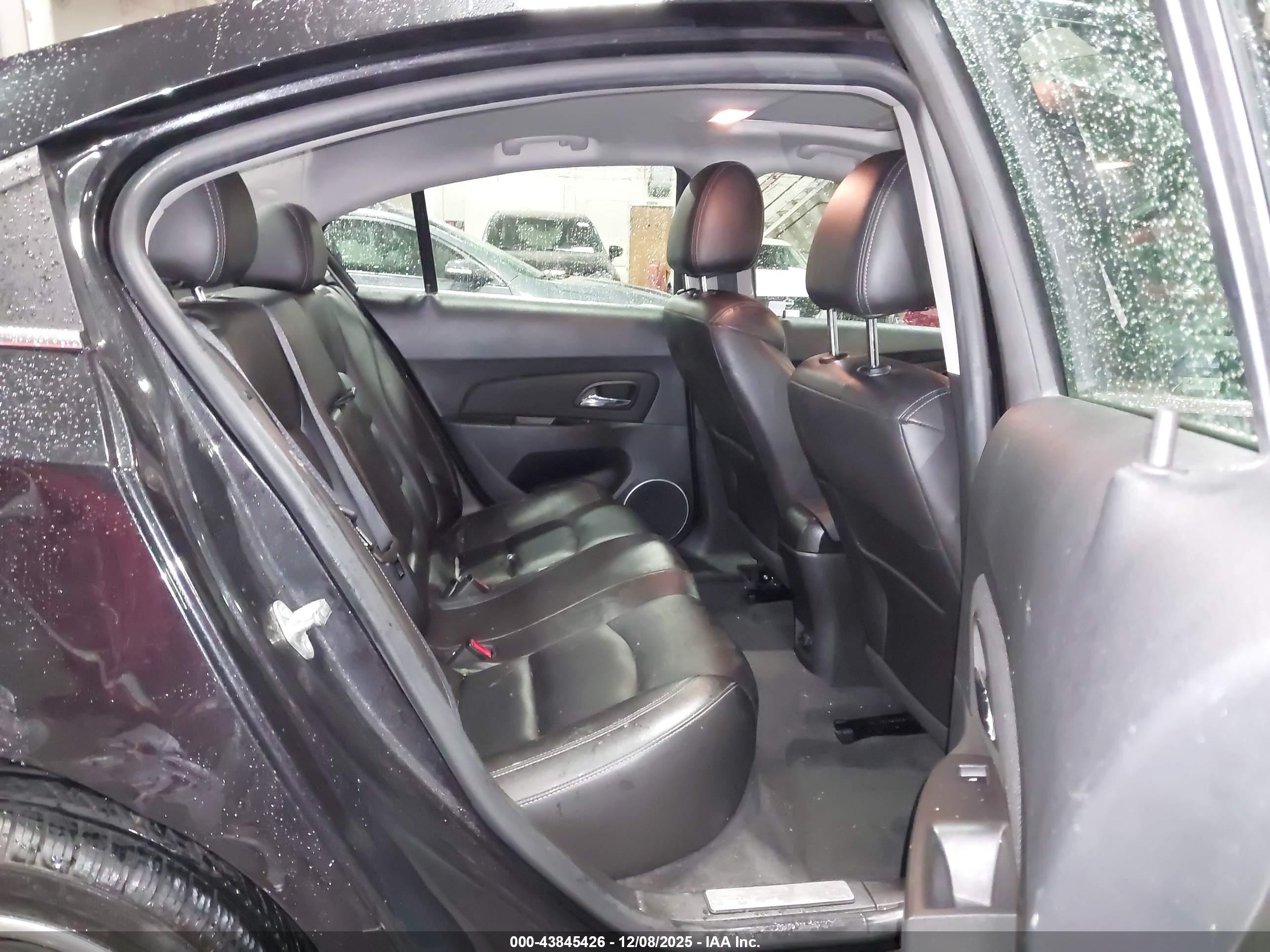 CHEVROLET CRUZE image 8