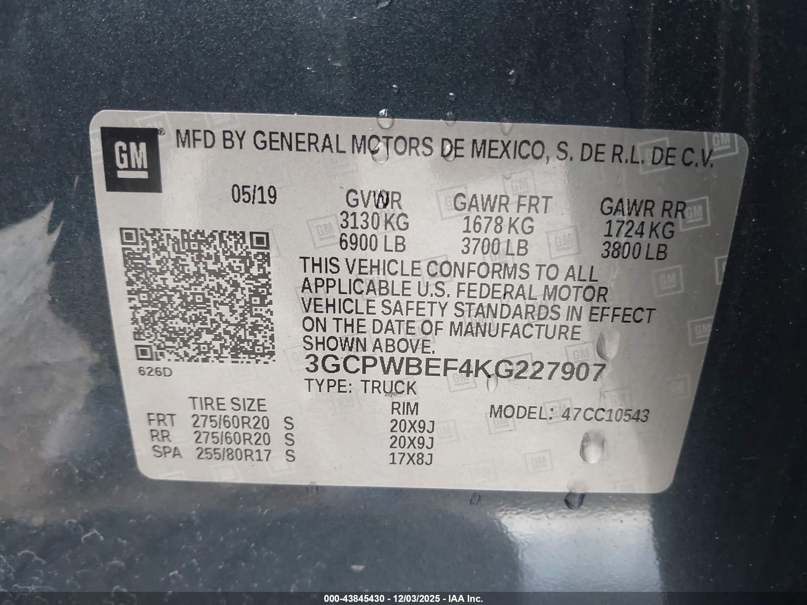 CHEVROLET SILVERADO image 9