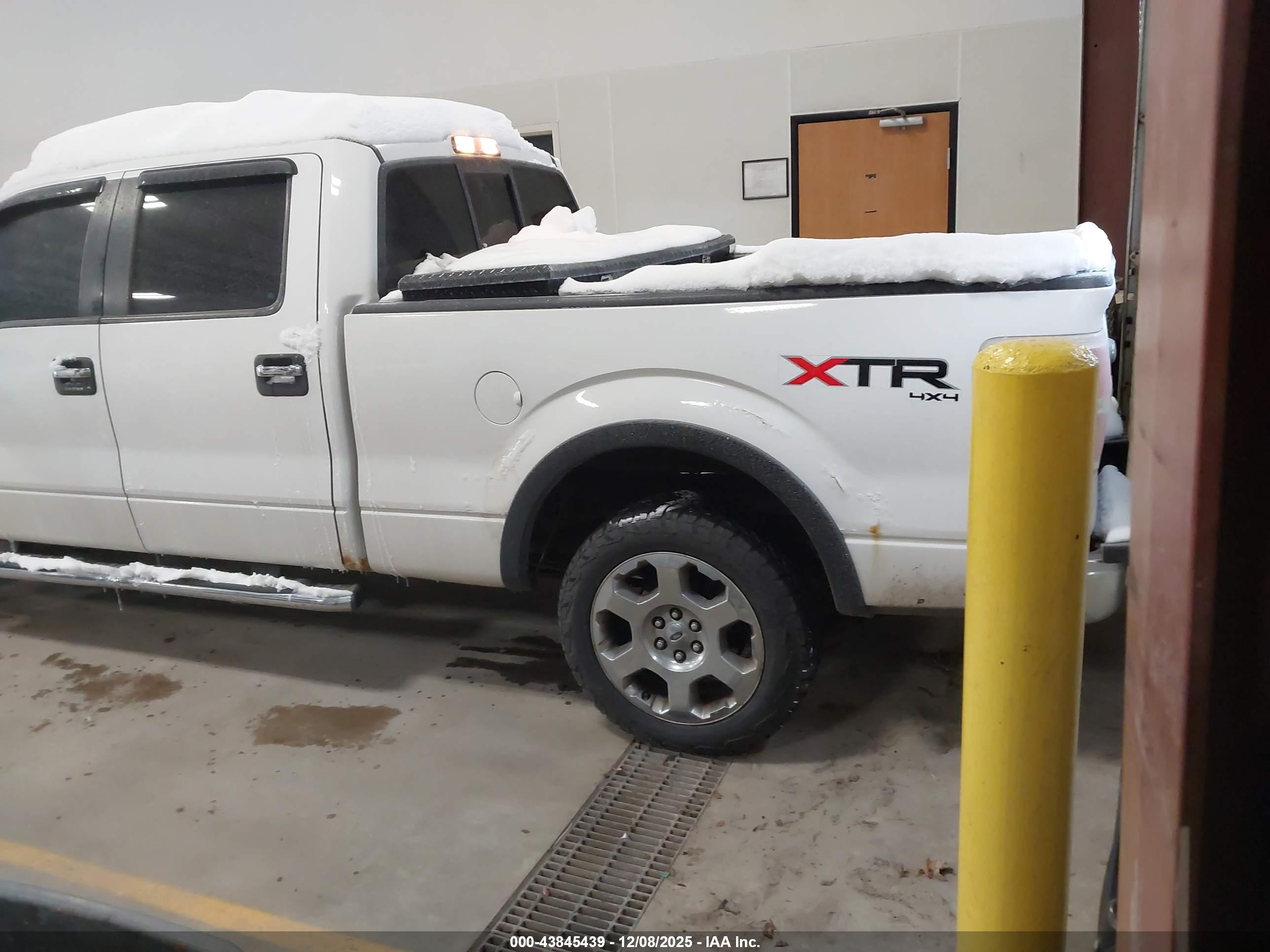 FORD F-150 image 3