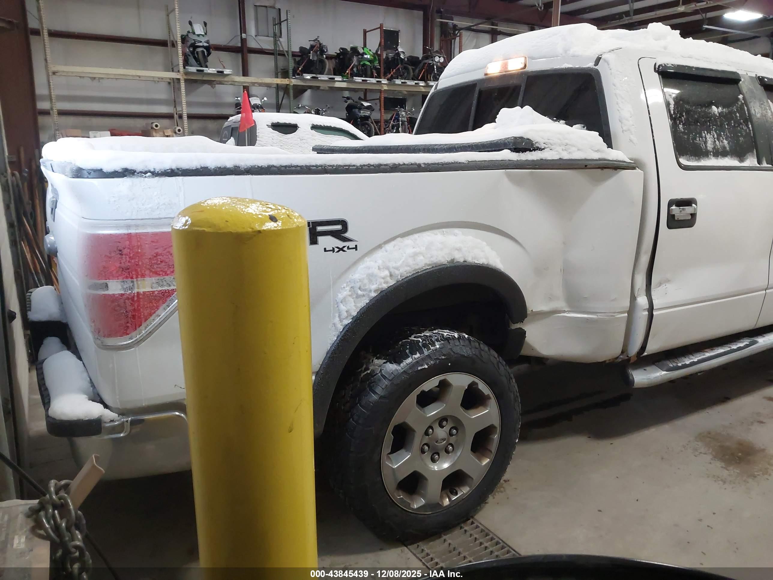 FORD F-150 image 4