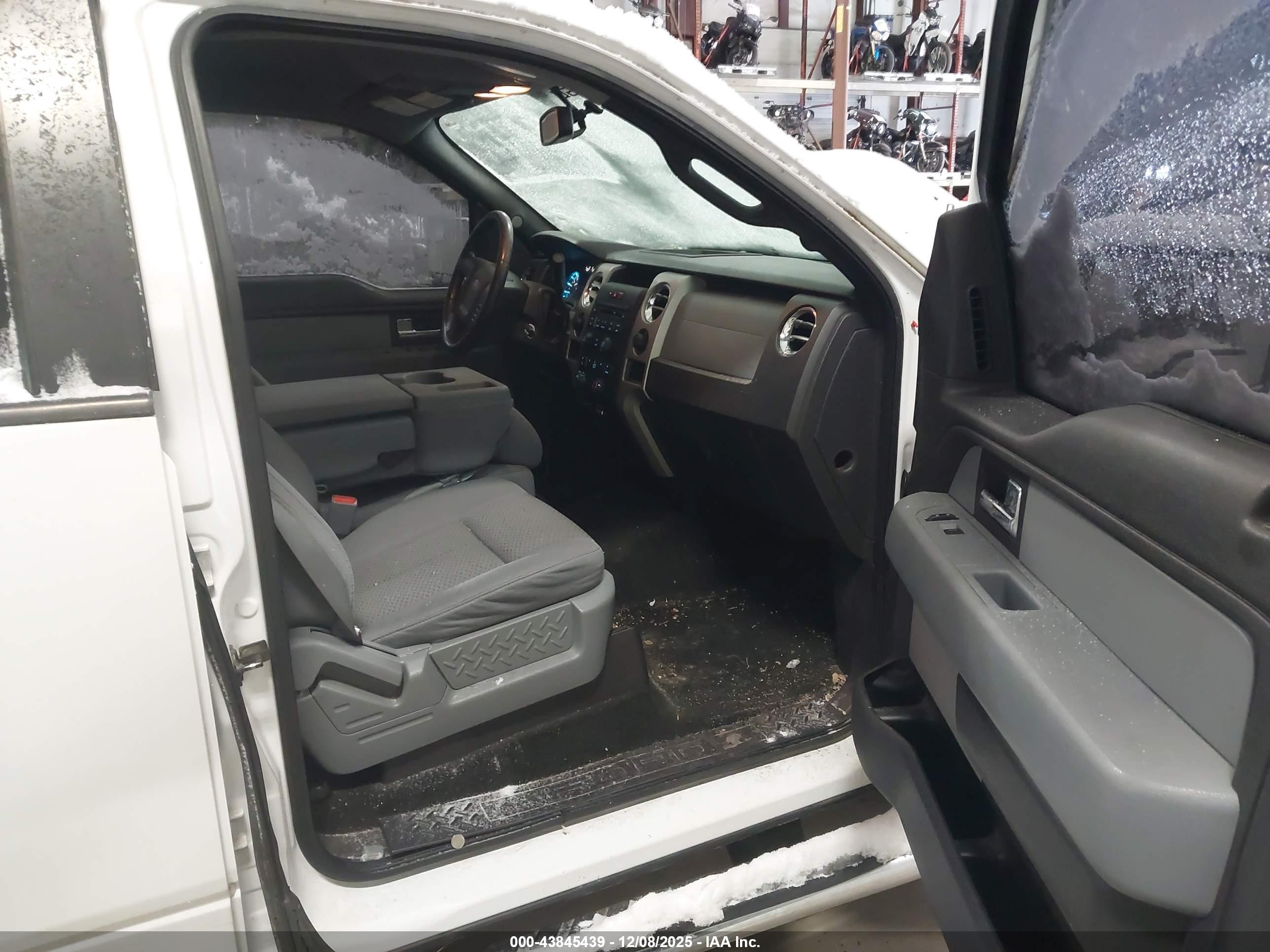 FORD F-150 image 5