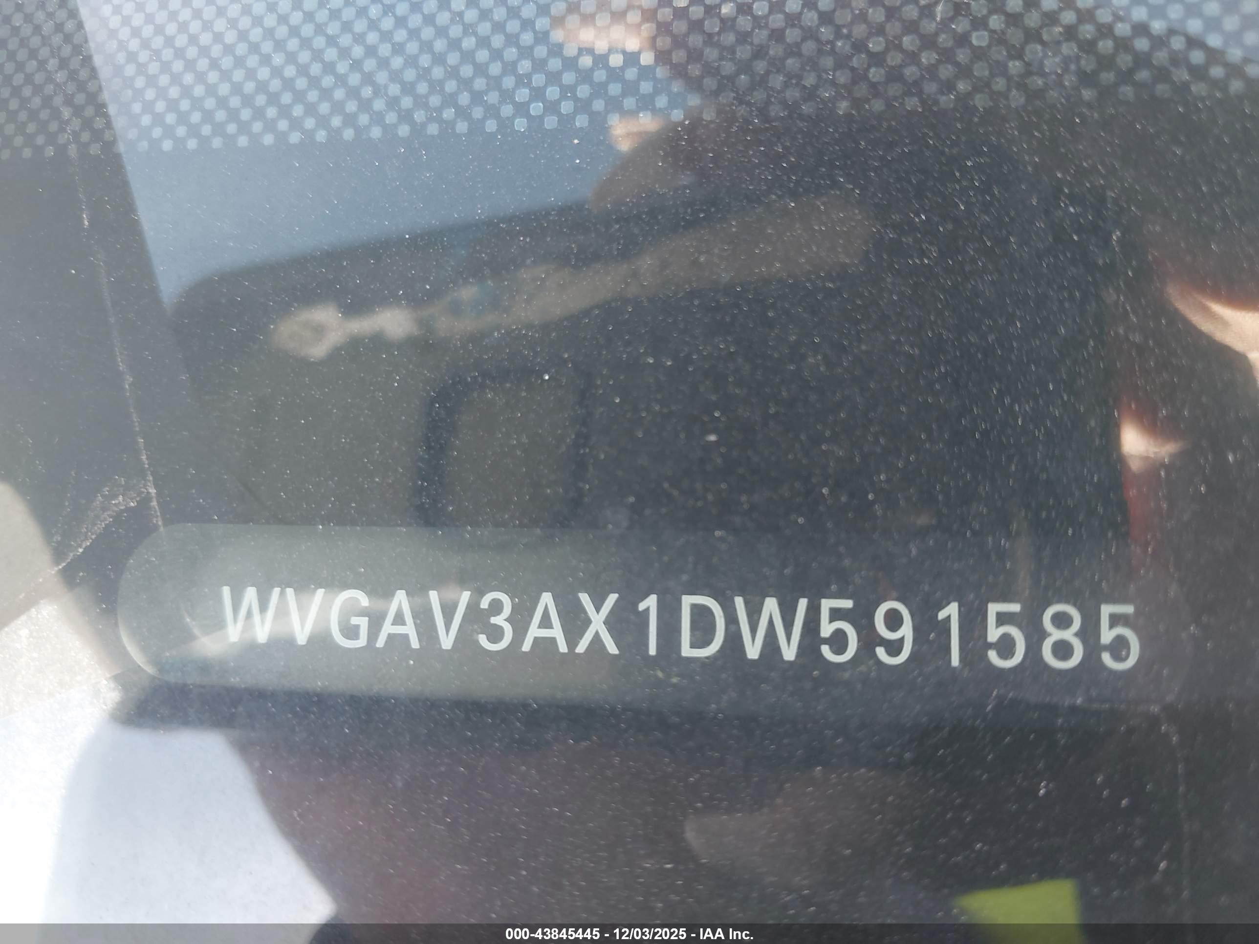 VOLKSWAGEN TIGUAN image 9