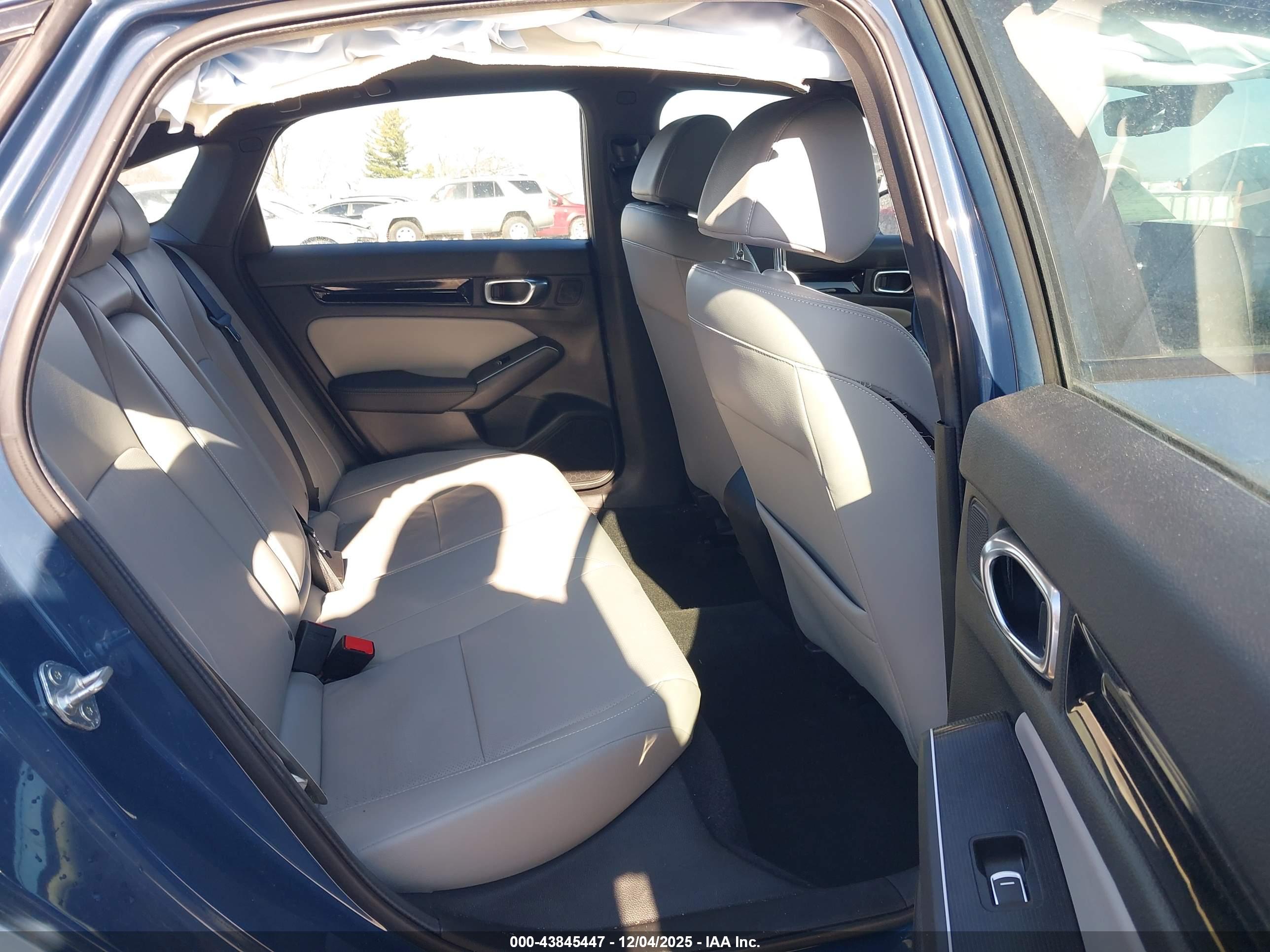 HONDA CIVIC image 8