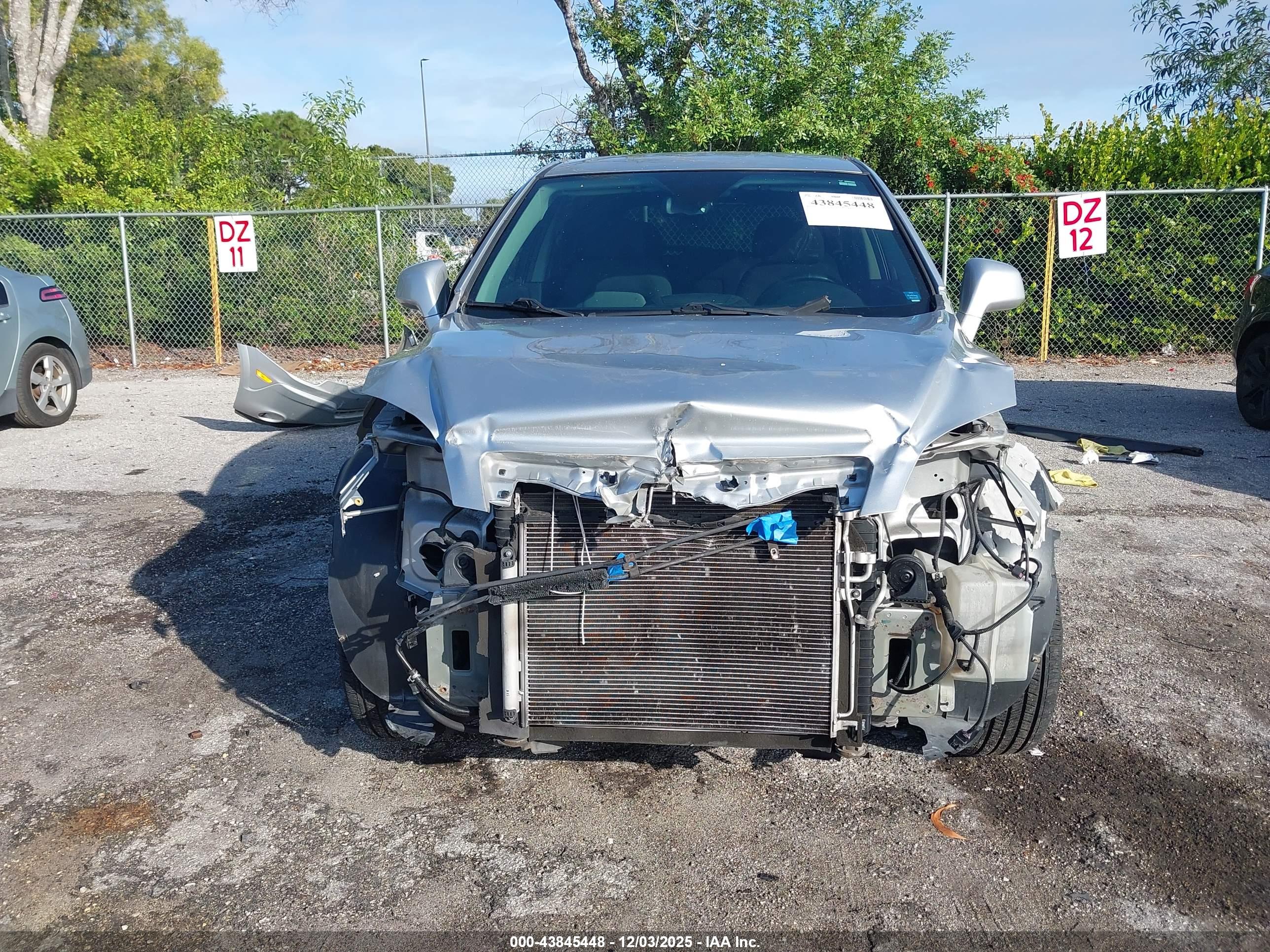 CHEVROLET CAPTIVA image 6