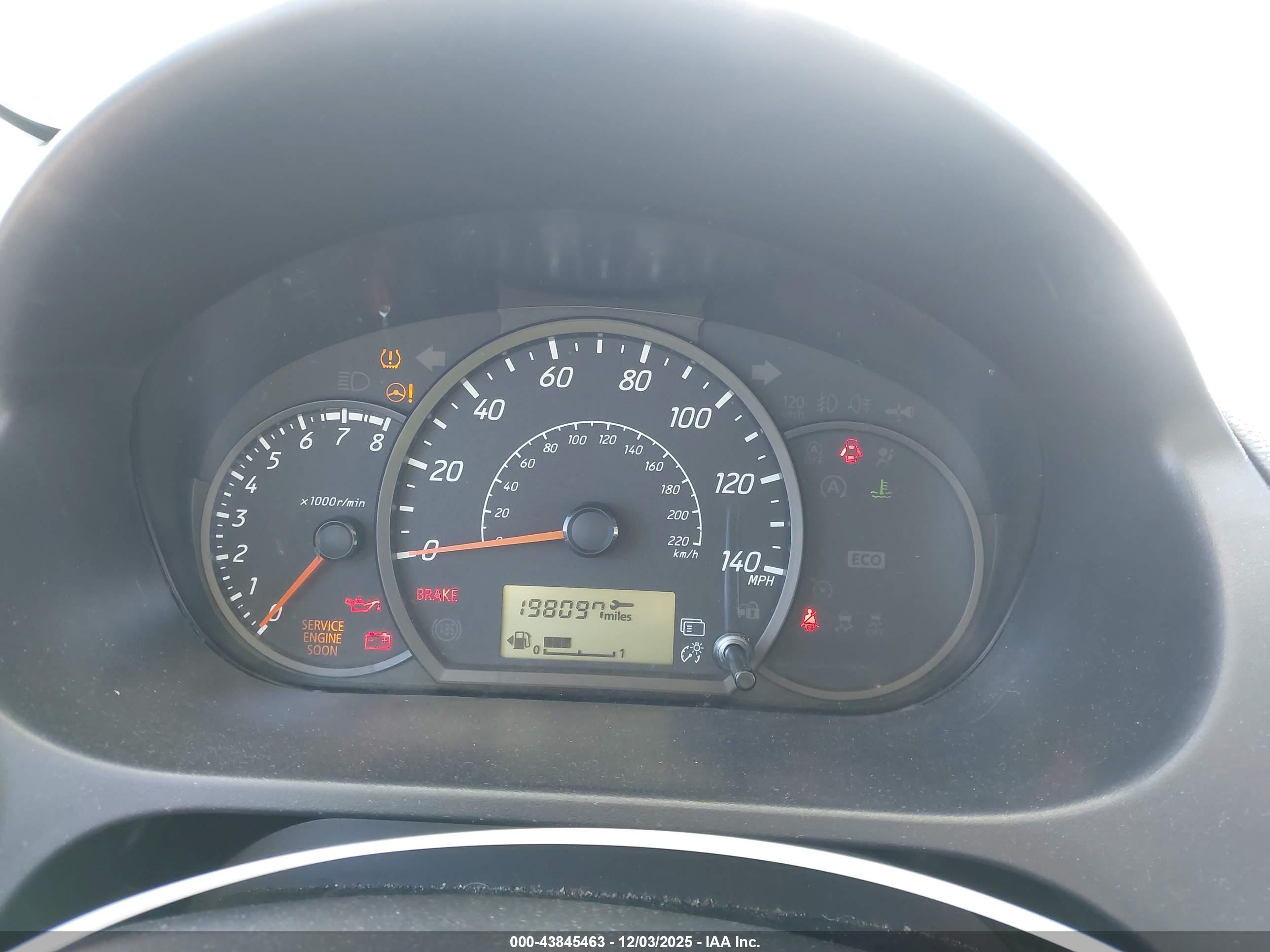 MITSUBISHI MIRAGE image 7