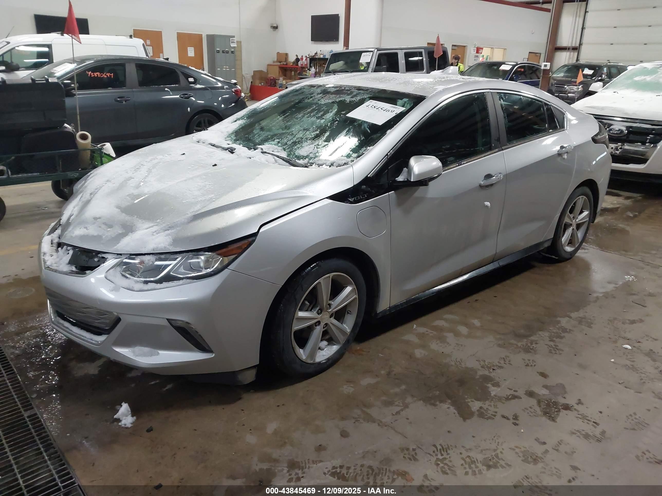 CHEVROLET VOLT image 2