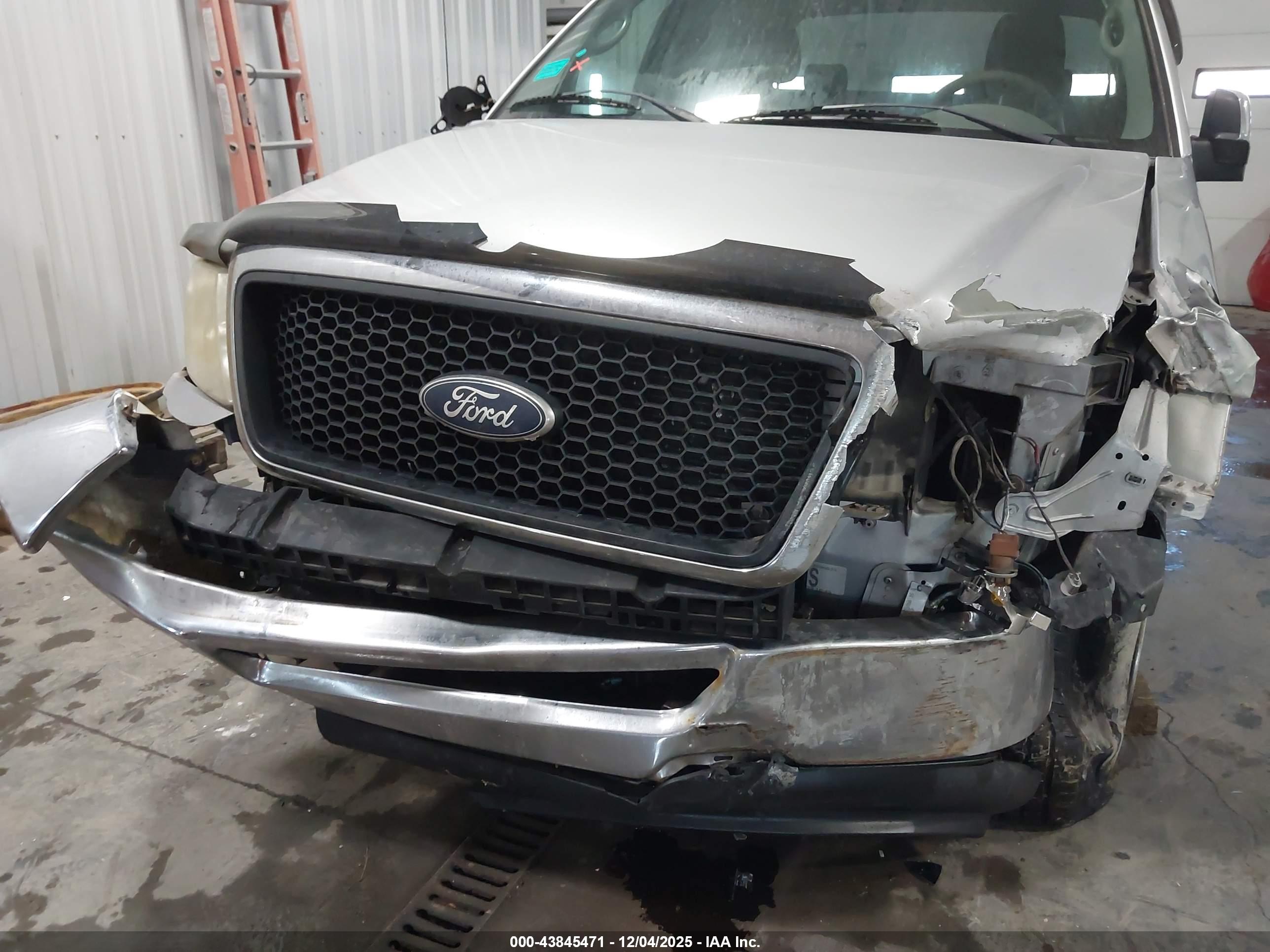 FORD F-150 image 6