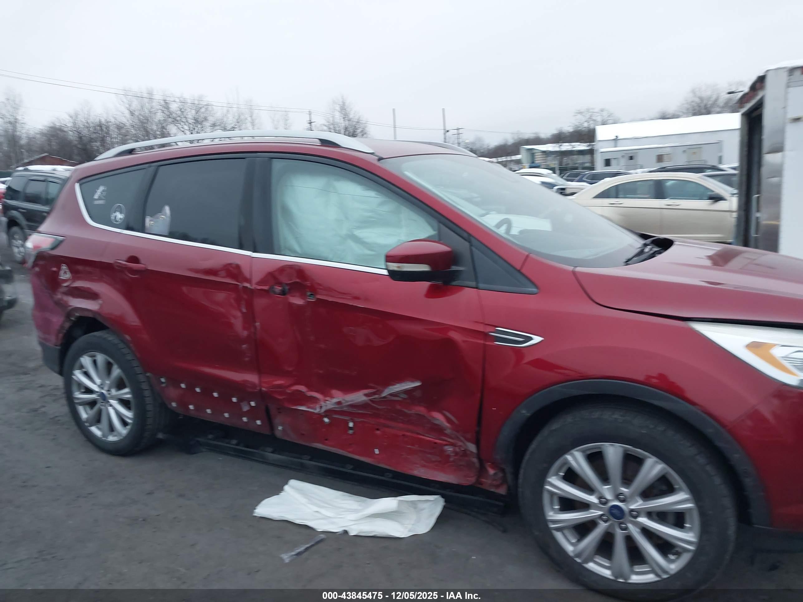 FORD ESCAPE image 6
