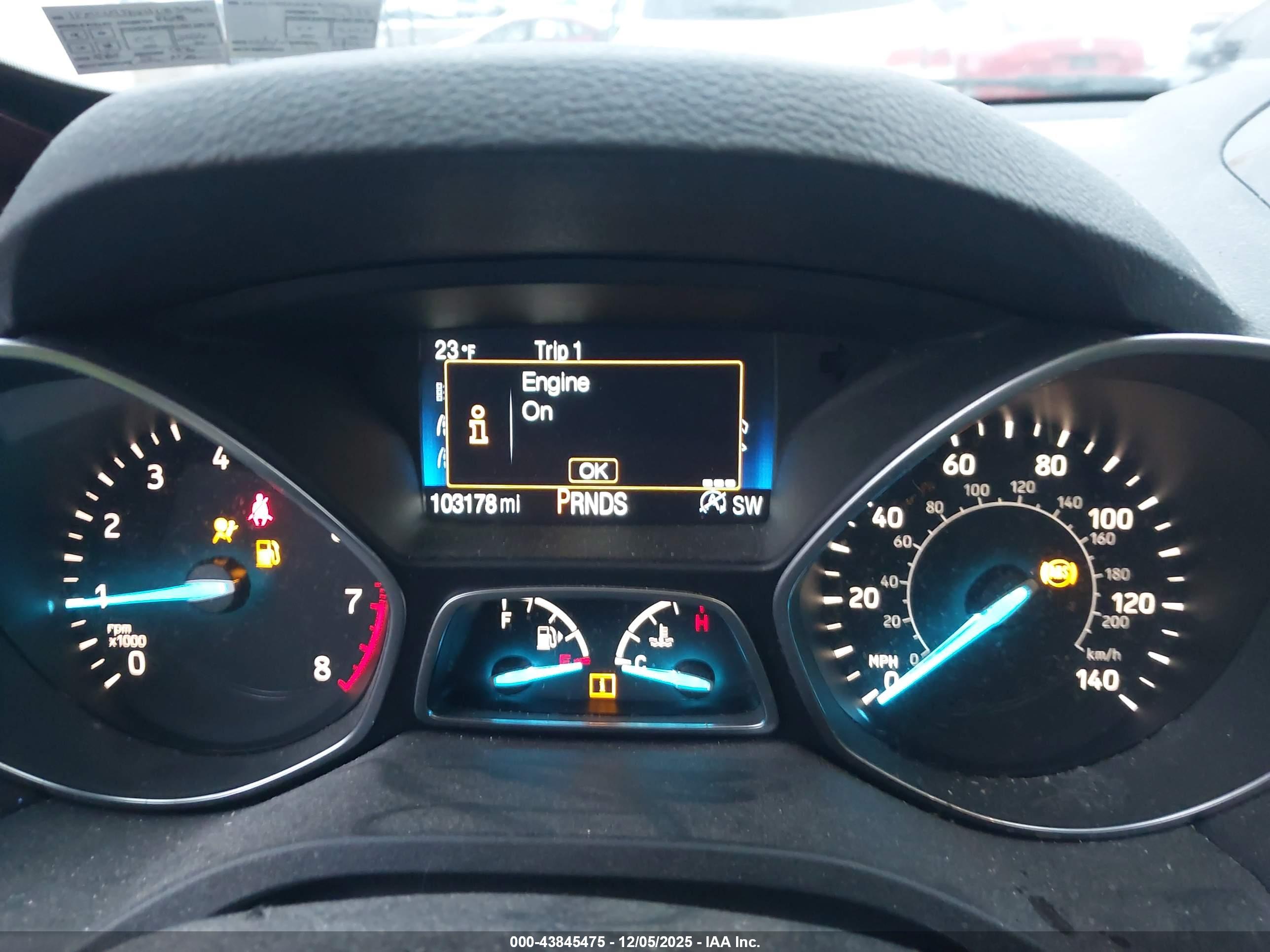 FORD ESCAPE image 7