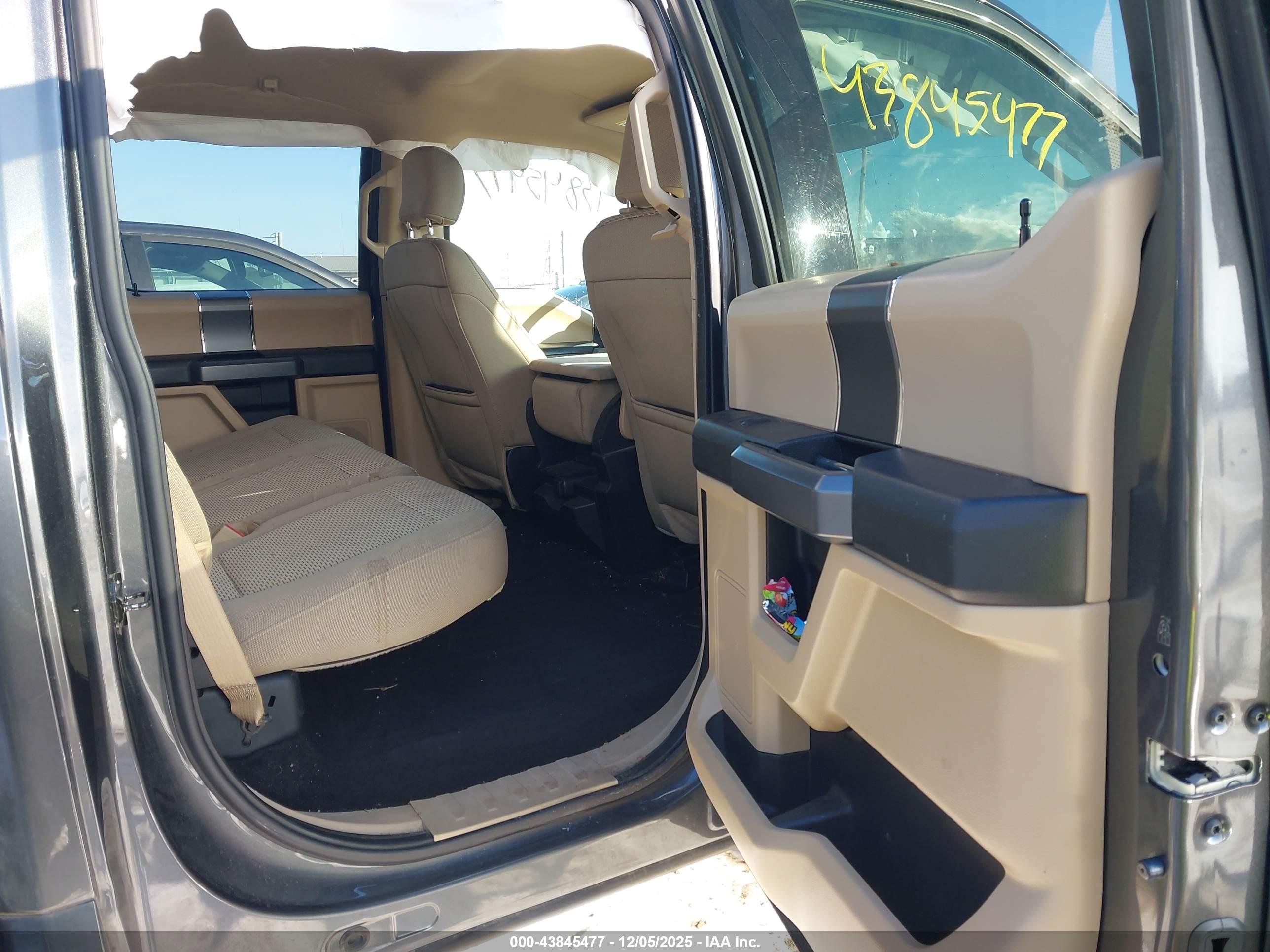 FORD F-150 image 8