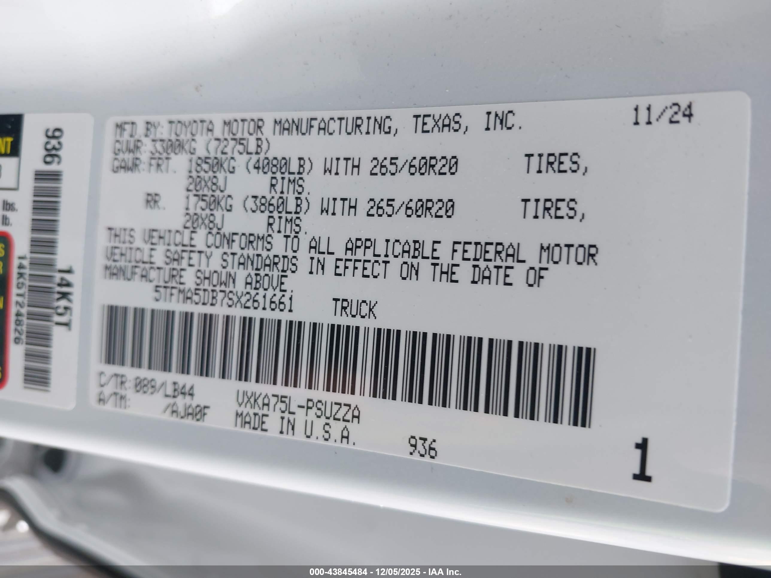 TOYOTA TUNDRA image 9