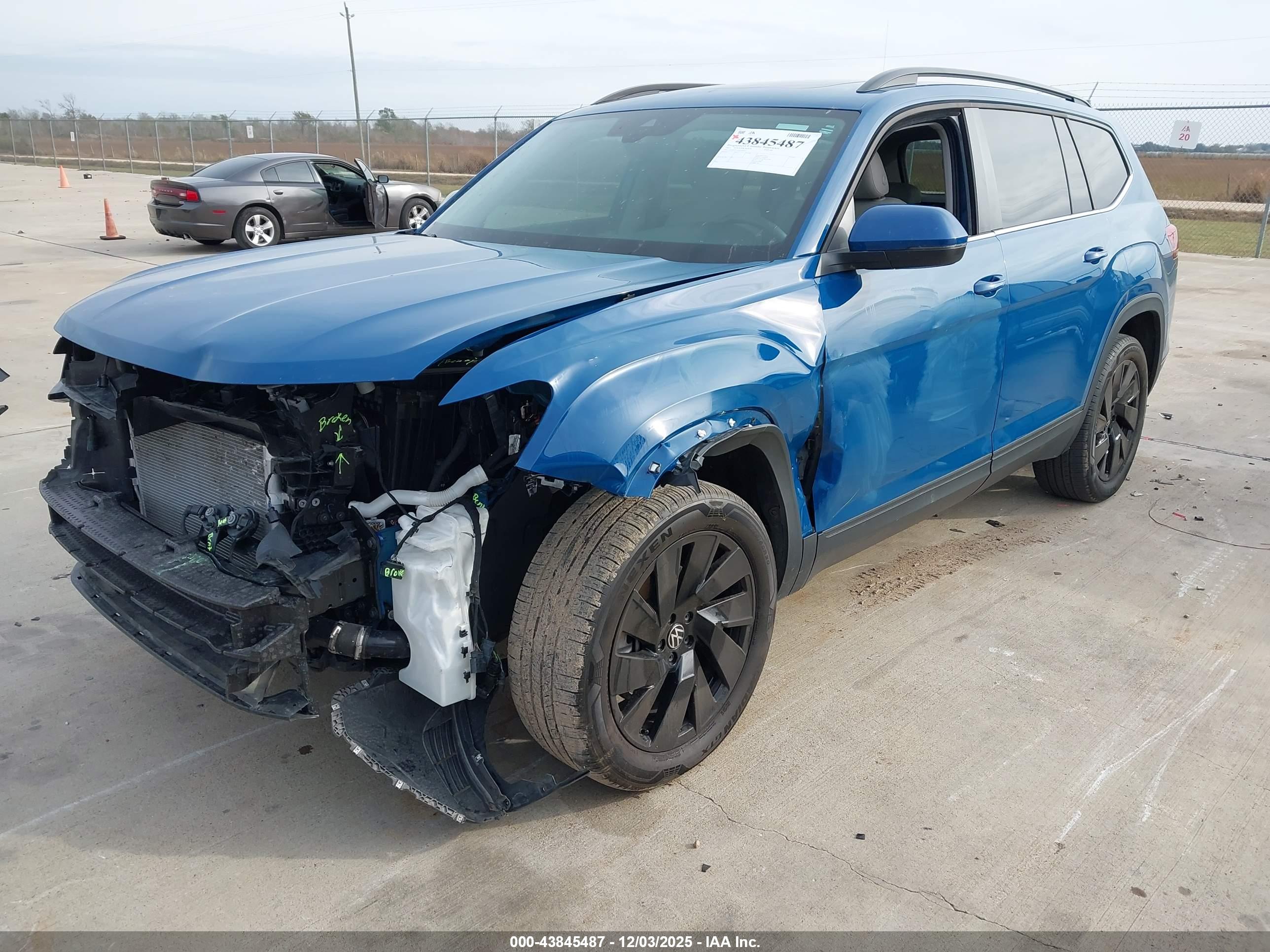 VOLKSWAGEN ATLAS image 2