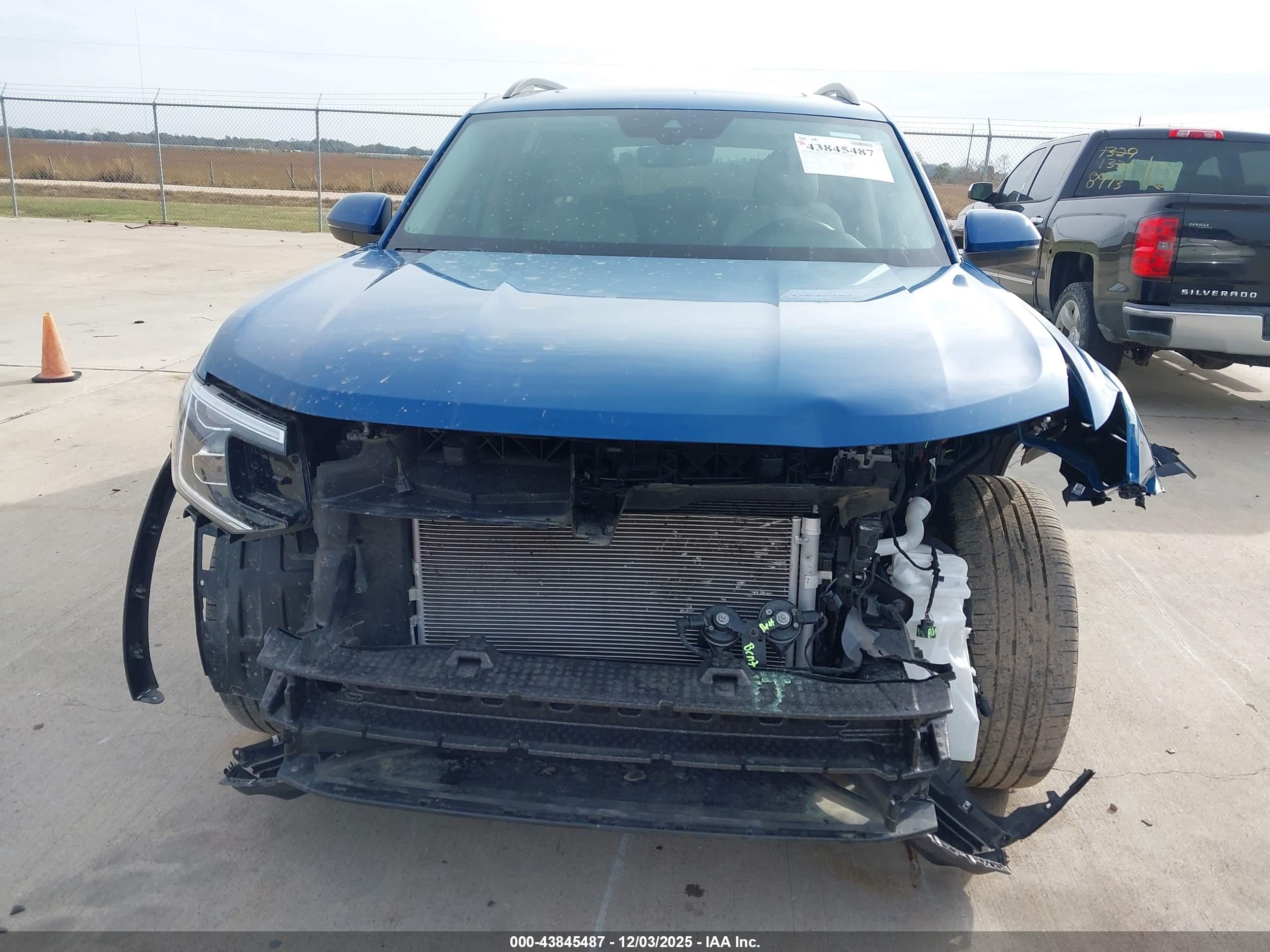 VOLKSWAGEN ATLAS image 6