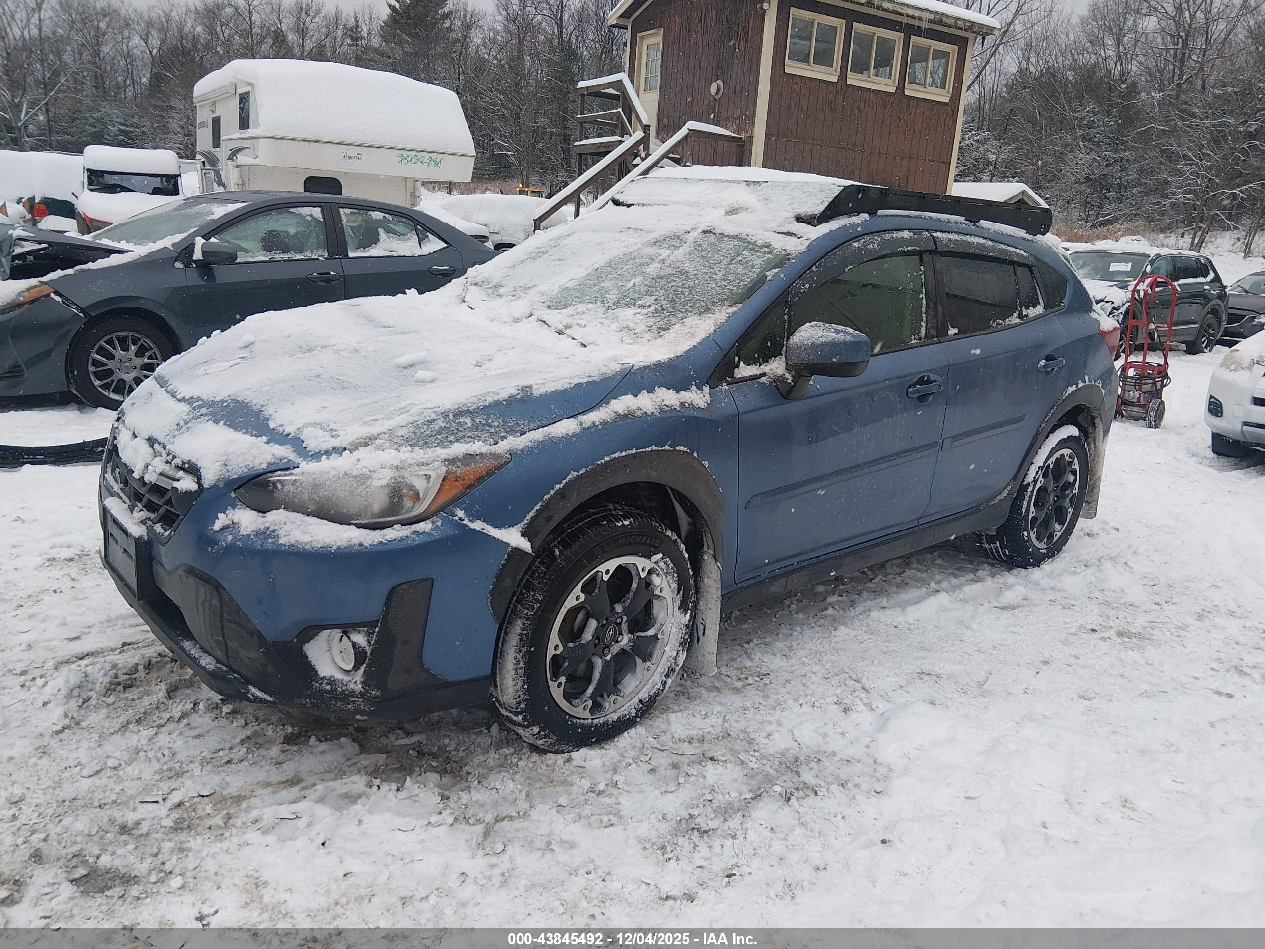 SUBARU CROSSTREK image 2